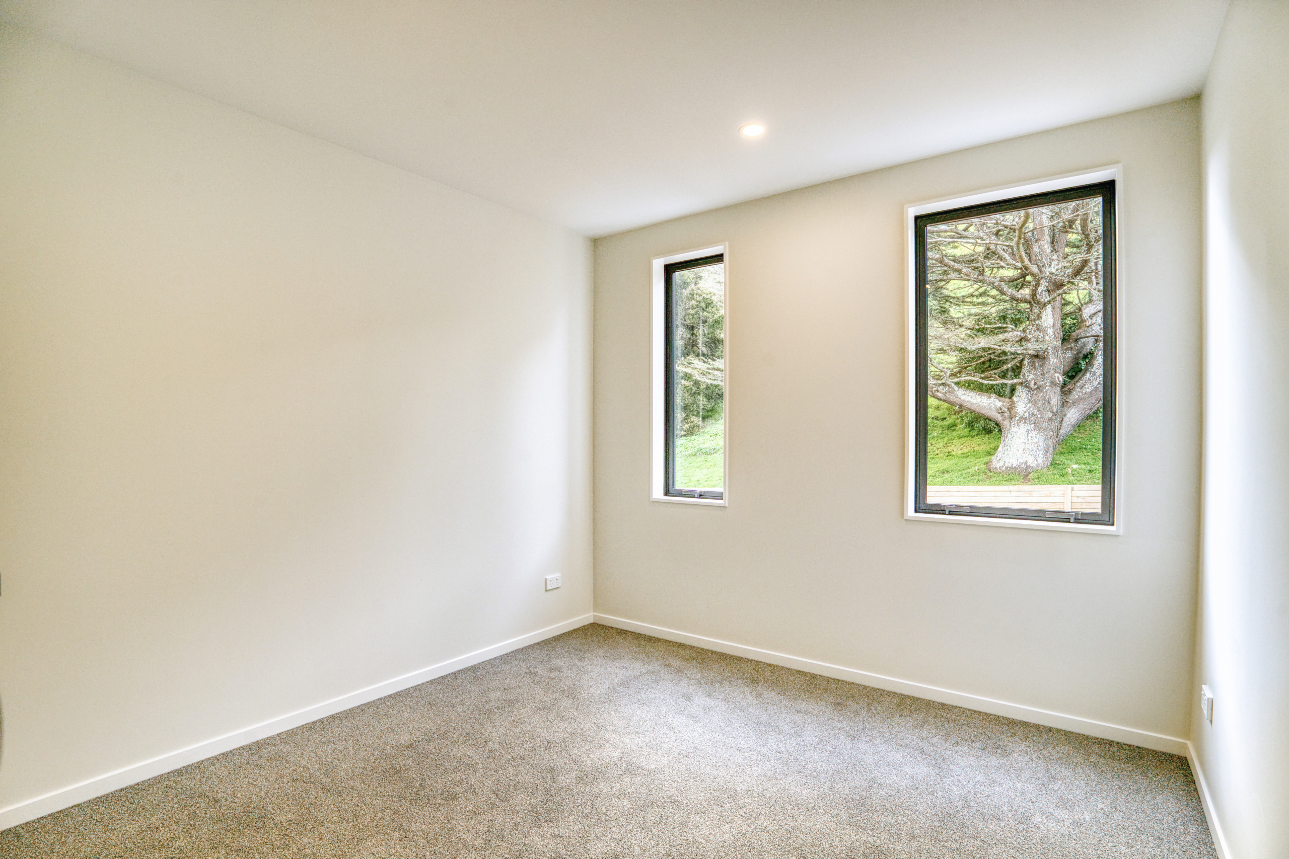106381035__1724816503-73922-interior-3 Tranquil Living with 2 Car Parks
