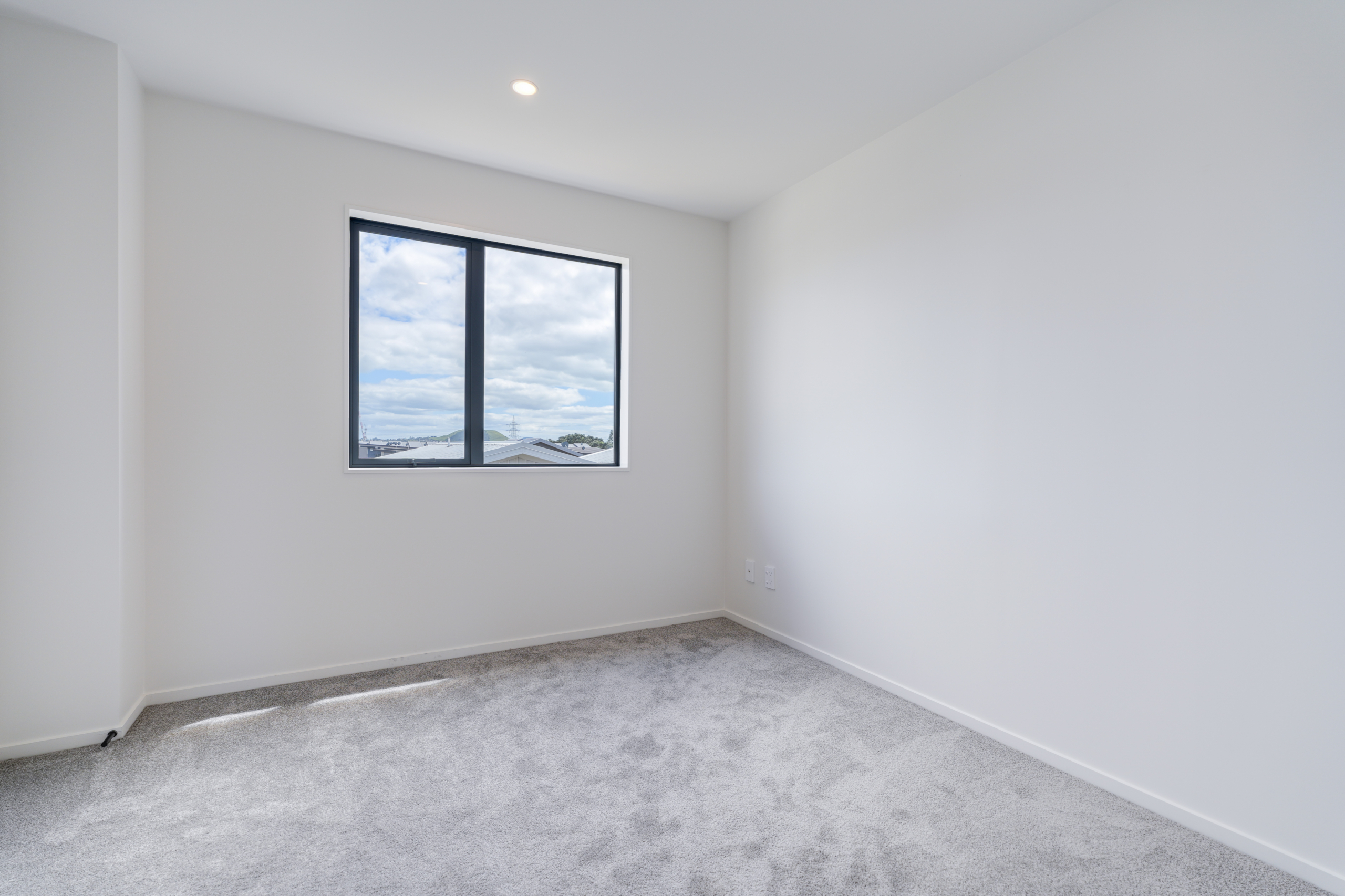 121366692__1731458108-132710-Property22 Final Call