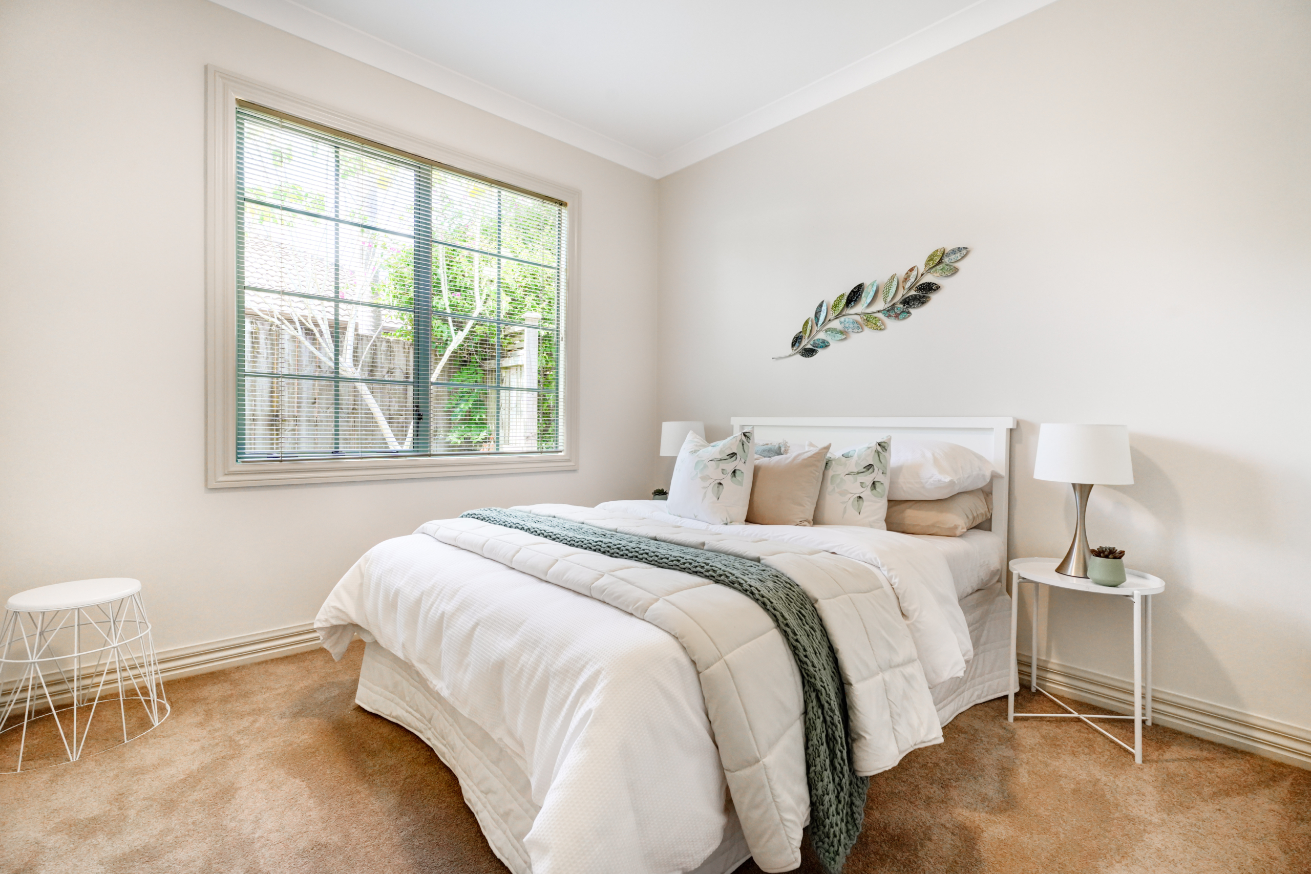 135158246__1739311259-109918-INTERIOR-15 Elegant Family Living in a Prime Location