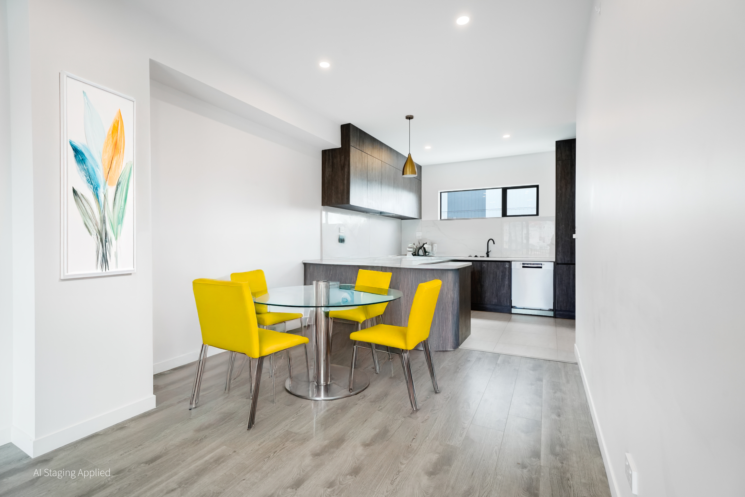 136013870__1739840060-327071-INTERIOR-9 Top Notch- Avondale, Live an easy life!