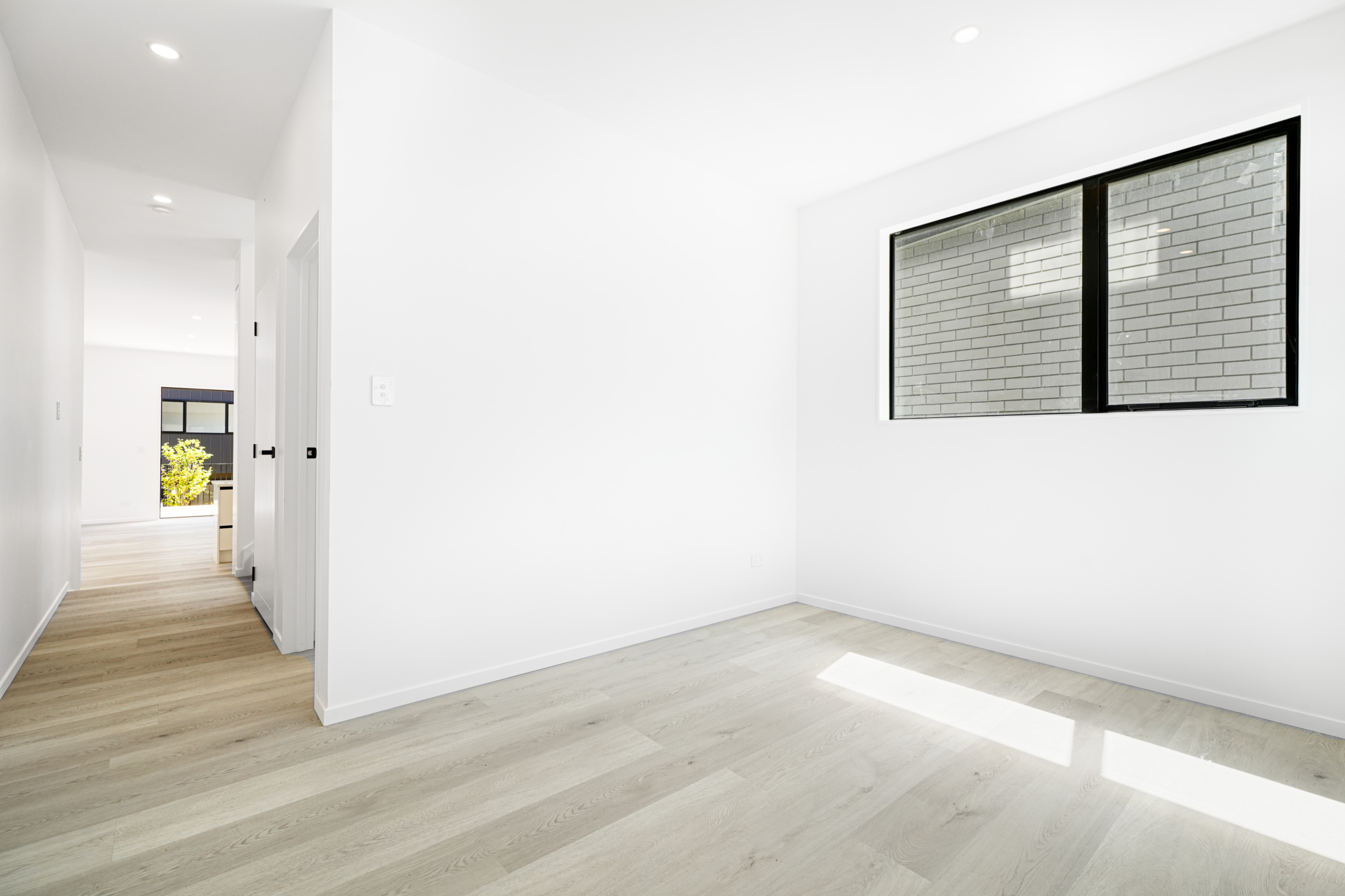 136888357__1740429733-100842-INTERIOR-1 Modern & Convenience in East Coast Heights!