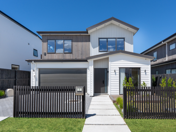Must Sell – Motivated vendors move to overseas