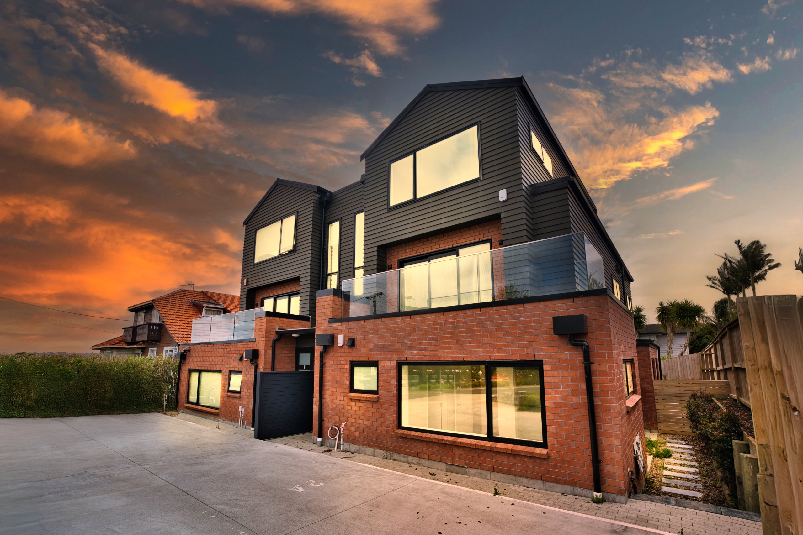 1737075893-2-TWILIGHT Charming Family Home in Prime Location