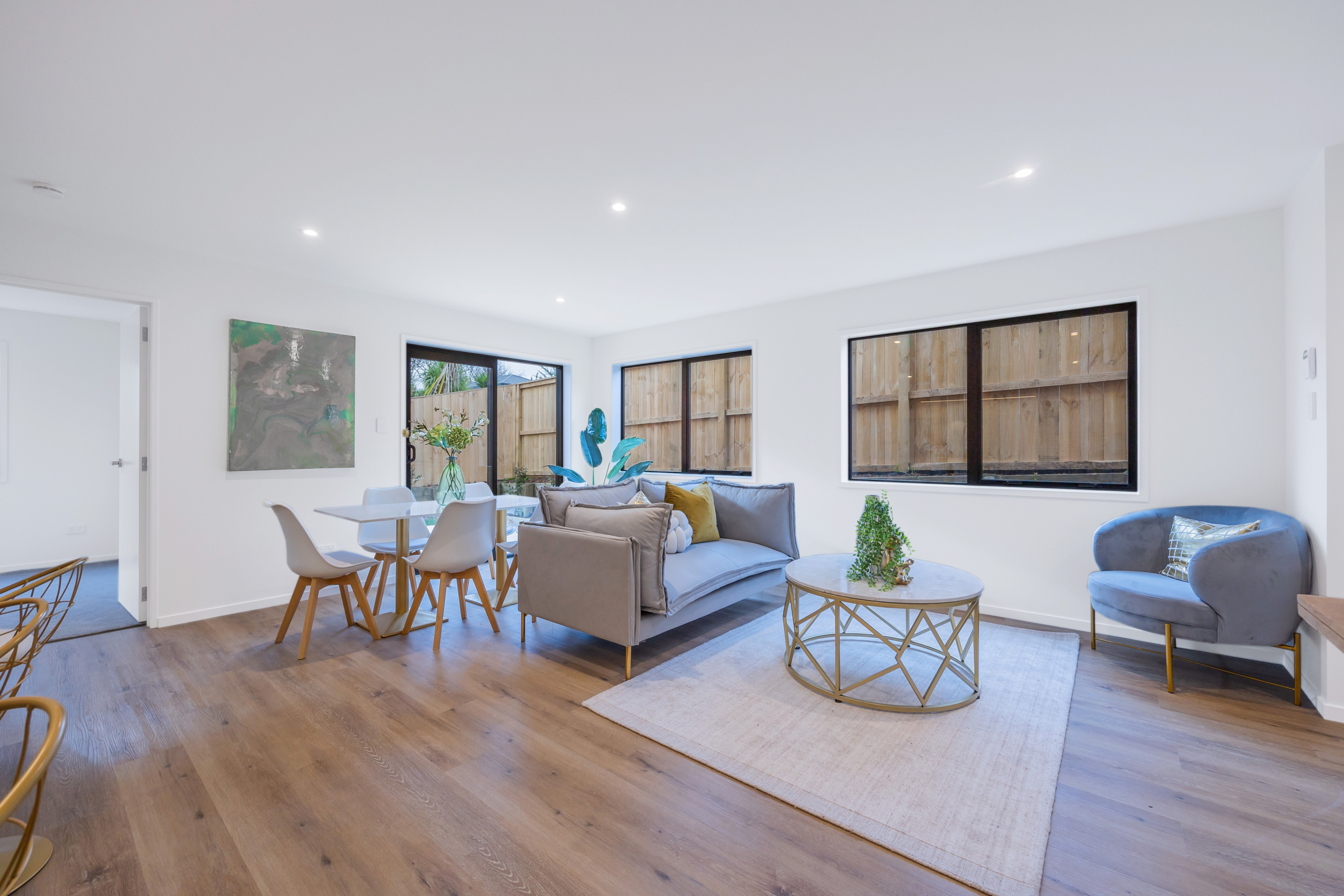 1737075893-6-8 Charming Family Home in Prime Location
