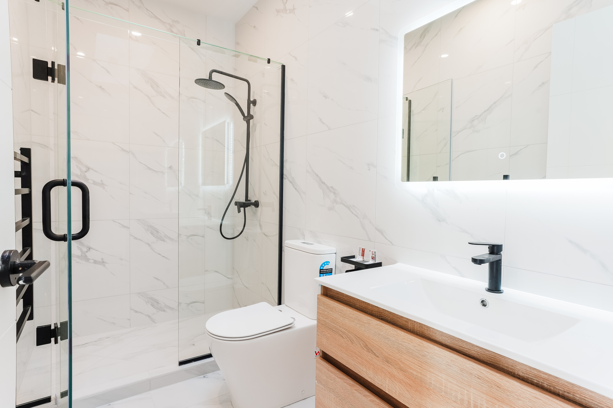 1737597647-10-FINAL-157 Modern Elegance – An Unmissable Real Estate Gem