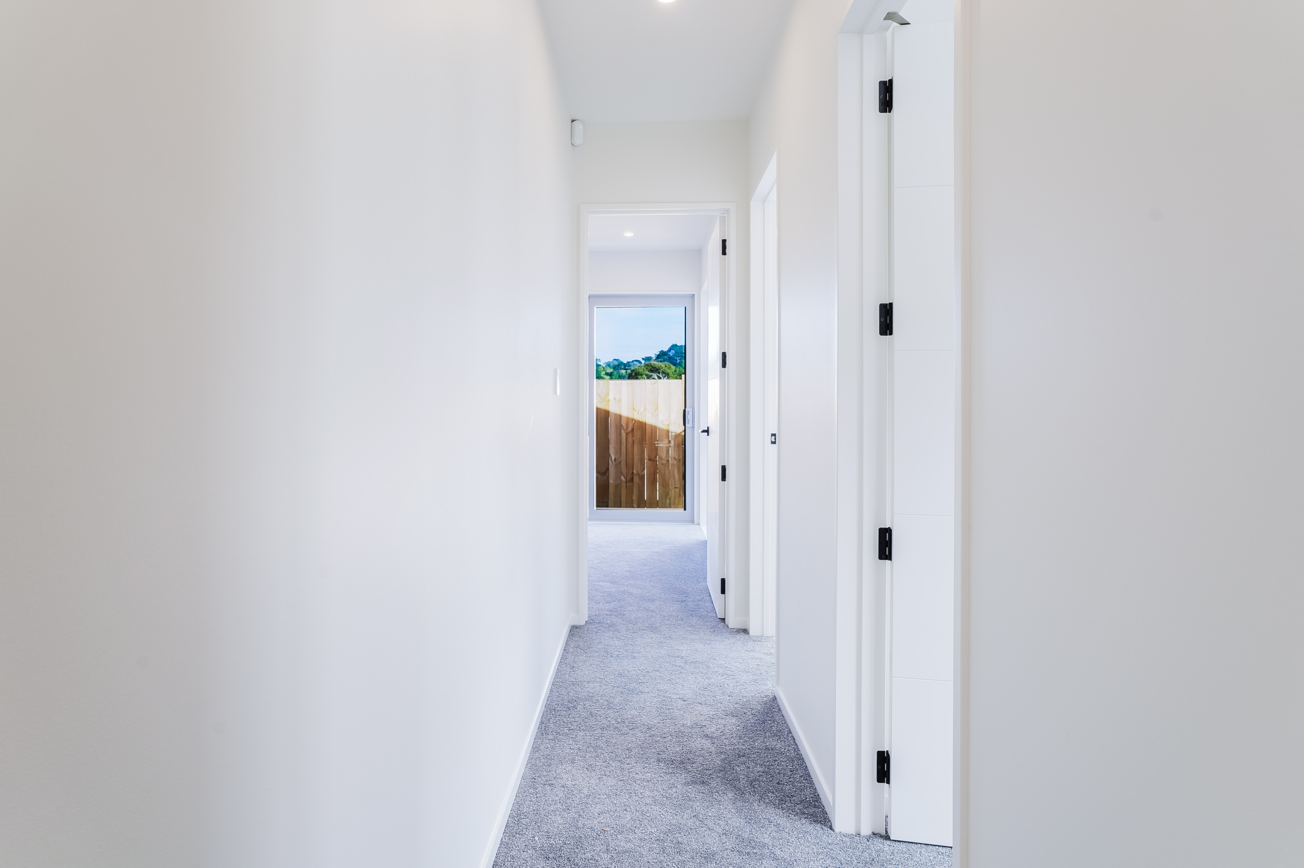 1737597647-13-FINAL-184 Modern Elegance – An Unmissable Real Estate Gem