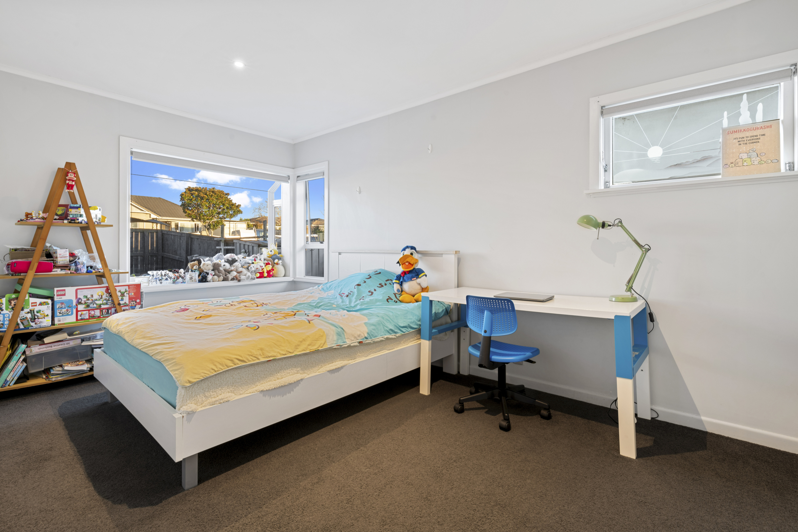 99244689__1721021573-83911-021 Where space and practicality meet convenience