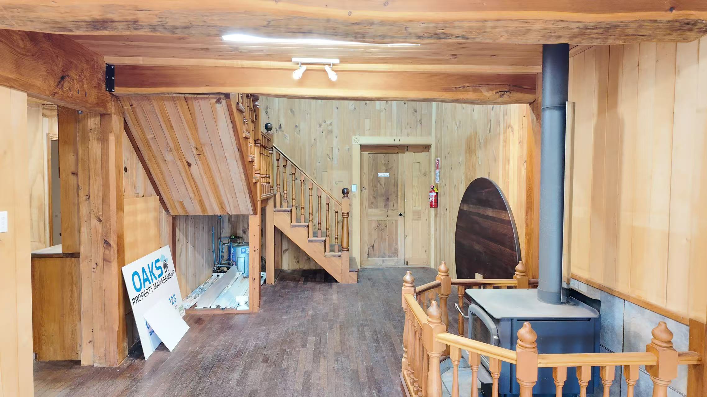 134199103__1738642456-179250-10 Exclusive Lifestyle Leasing Opportunity!