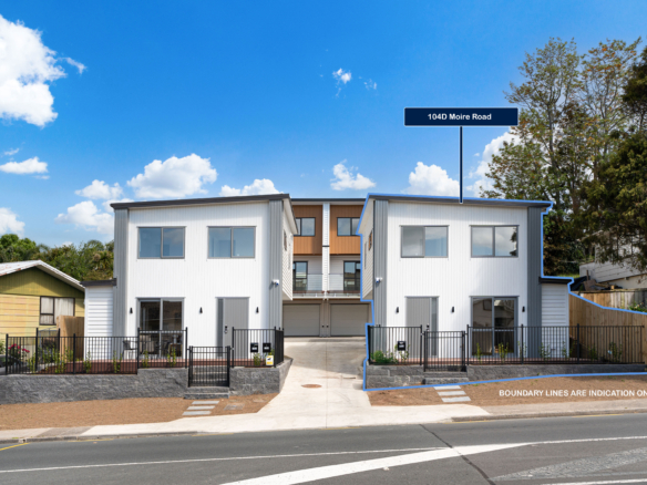 Standalone! Freehold! Vendor Says Sell ASAP