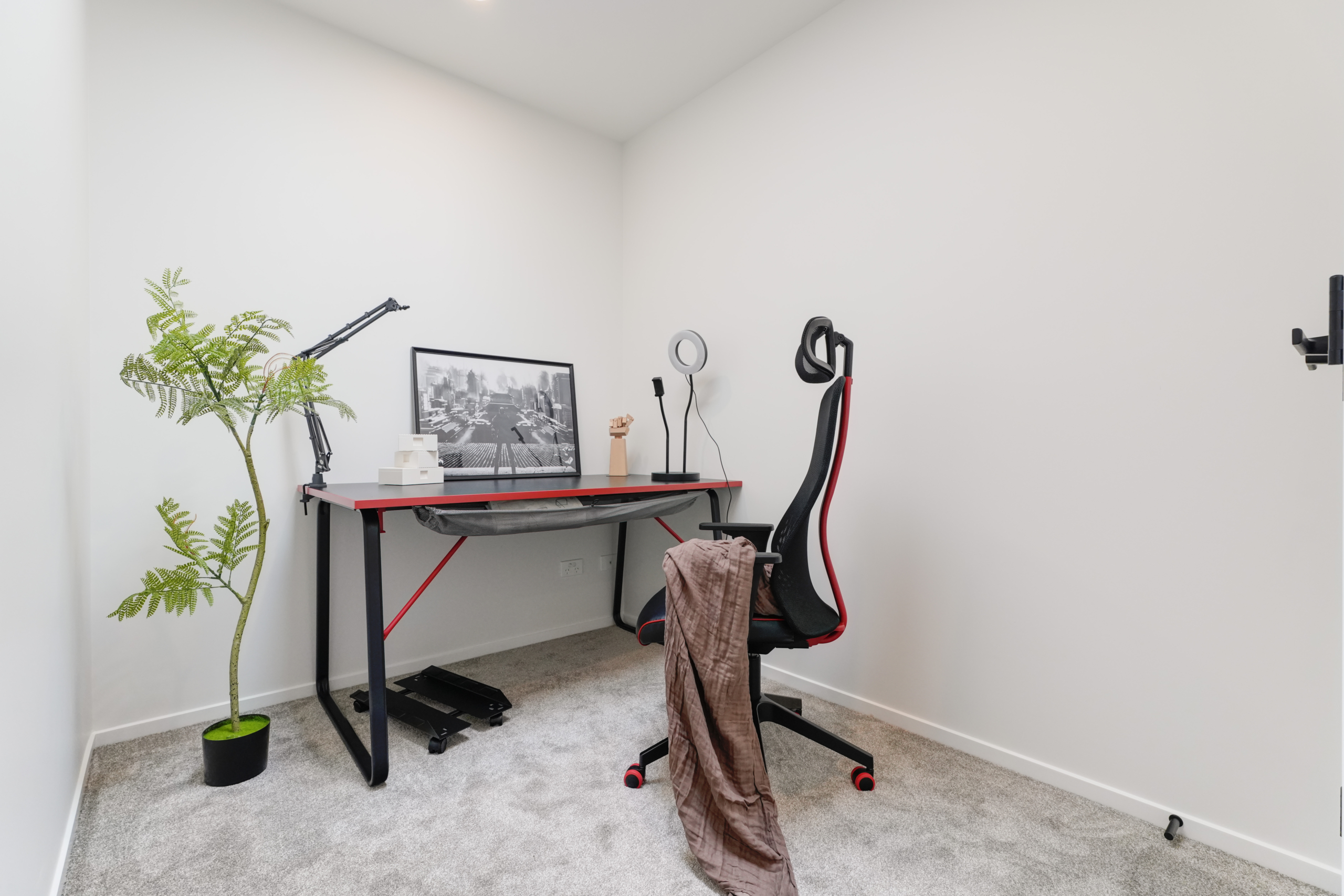 Parry Residence-LOT1,2 SOLD