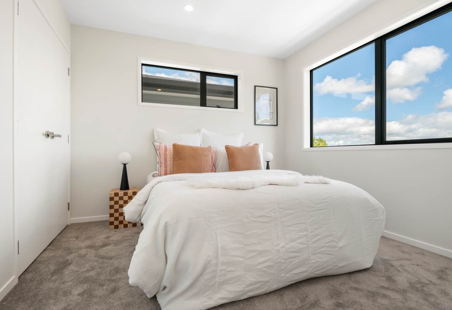 143719575__1744332706-40479-Propertylocatedat95B95C95DKervilAvenueTeAtatuPeninsula9 FreeHold, Double Master Rooms