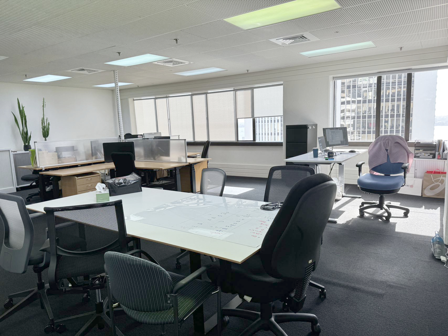 146384442__1746422189-69345-02 Prime Location + Prime Office