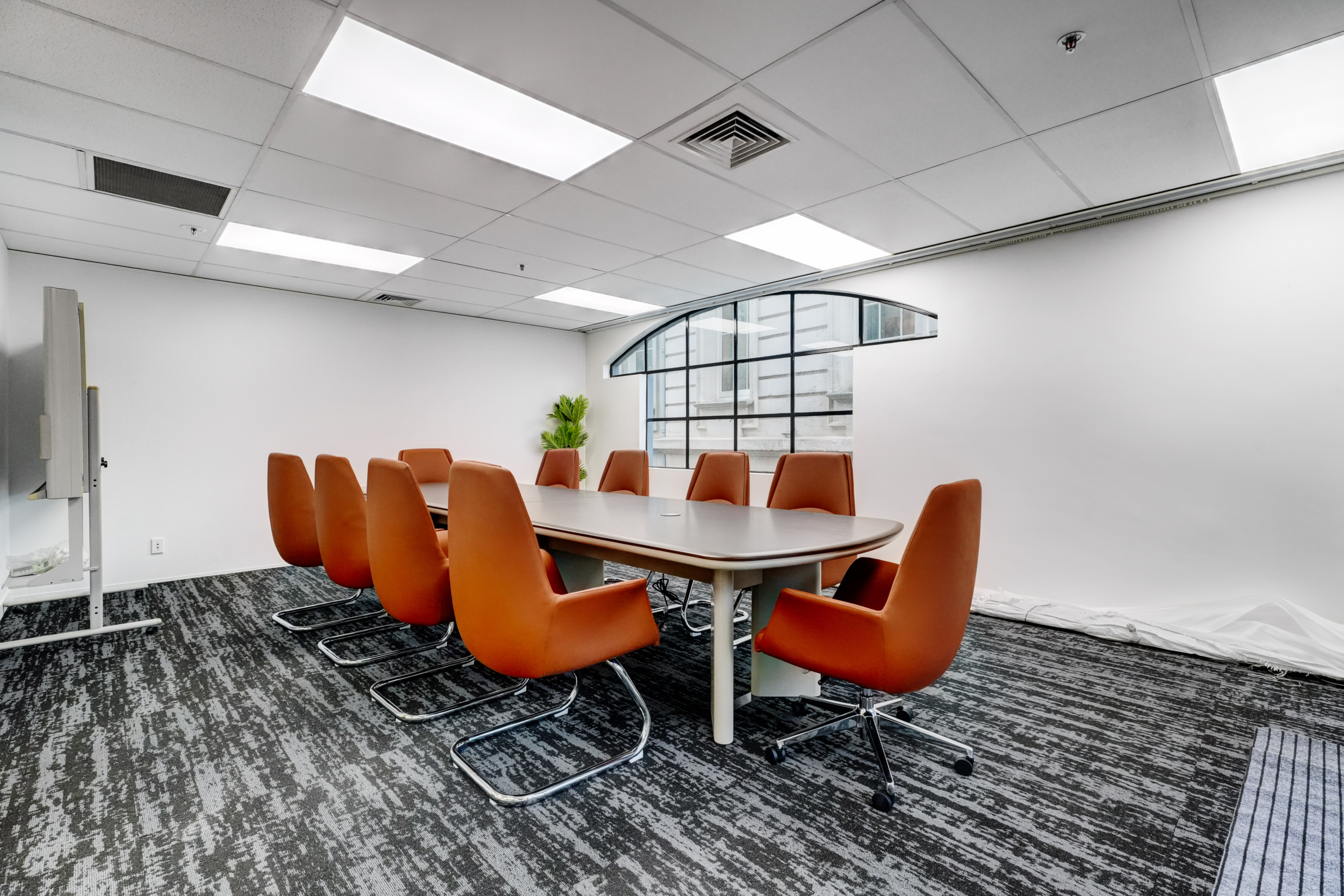 148213771__1747608948-17449-INTERIOR-4 Central of Centre Luxury Office On Kitchener