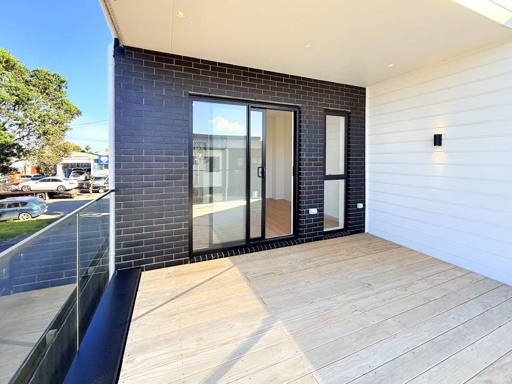 Corner Unit in Onehunga – Limited Release!!