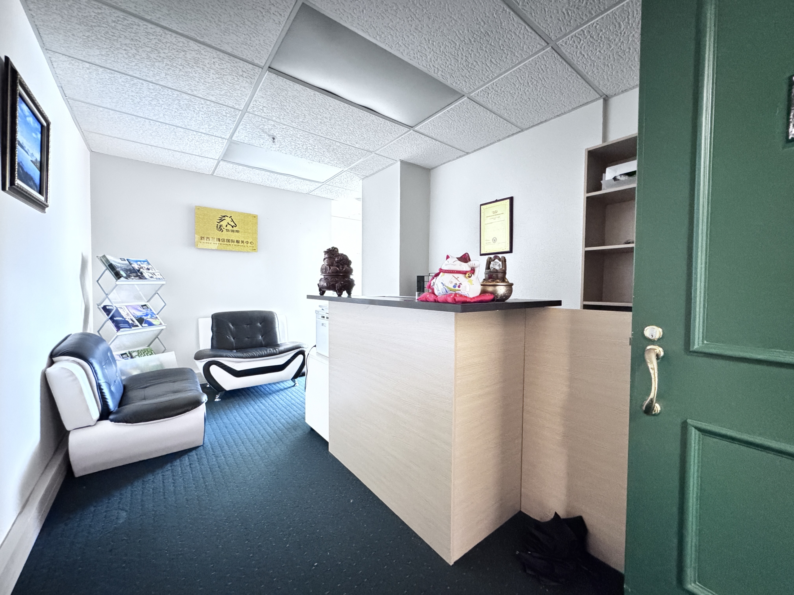 151994328__1750226009-76012-IMG3751 Affordable Office on Queen Street