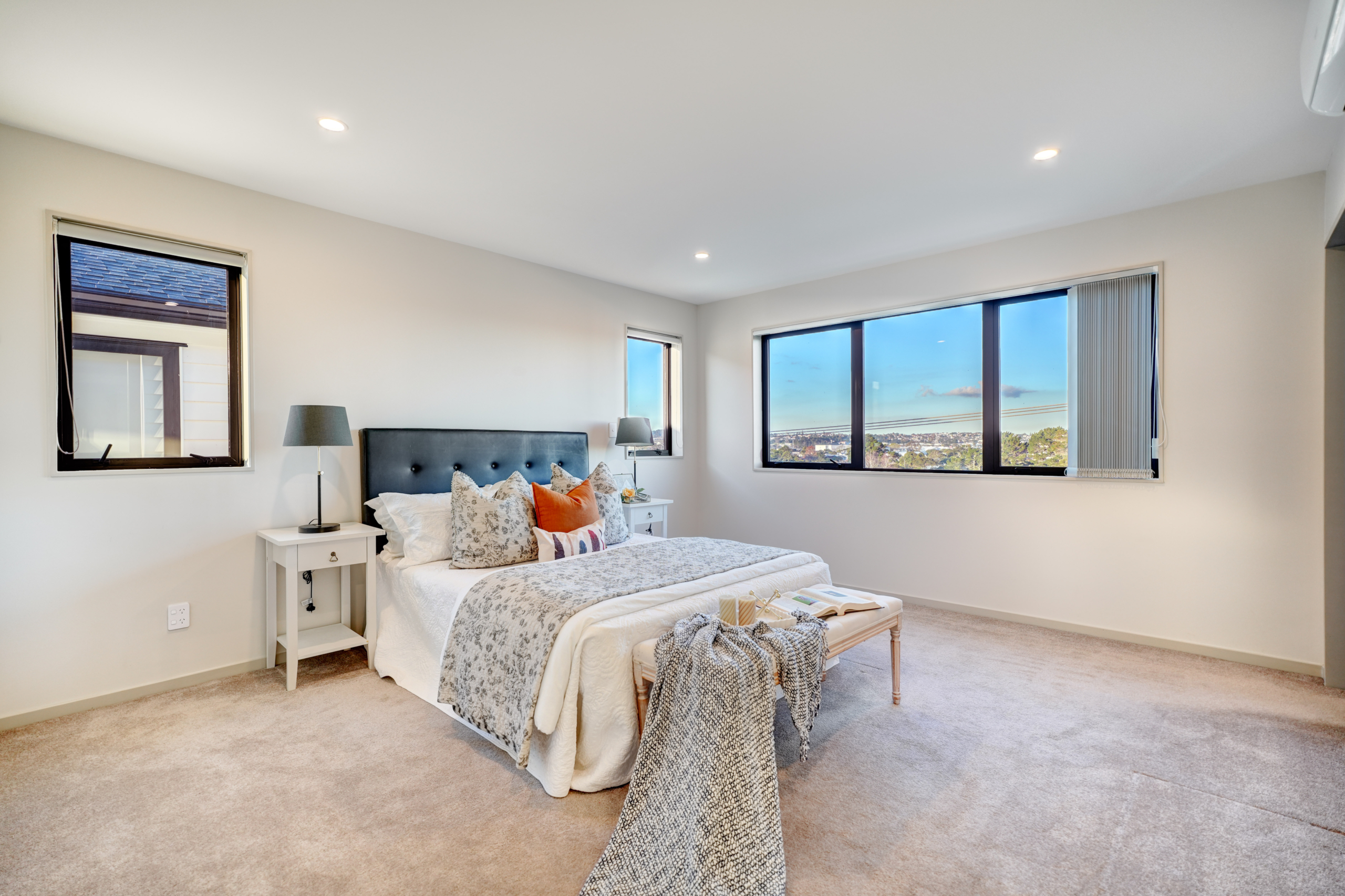 152996564__1750910637-66035-INTERIOR-19 Prestigious New Lynn Residence !!