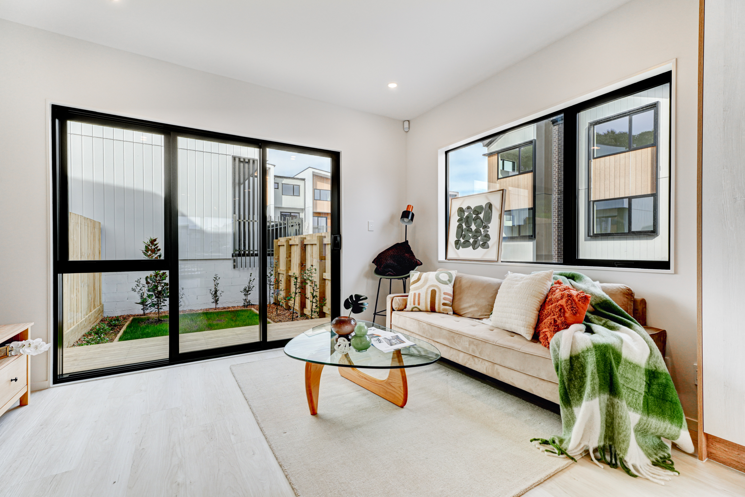 1755554589-2-INTERIOR-7 Under $45K Deposit