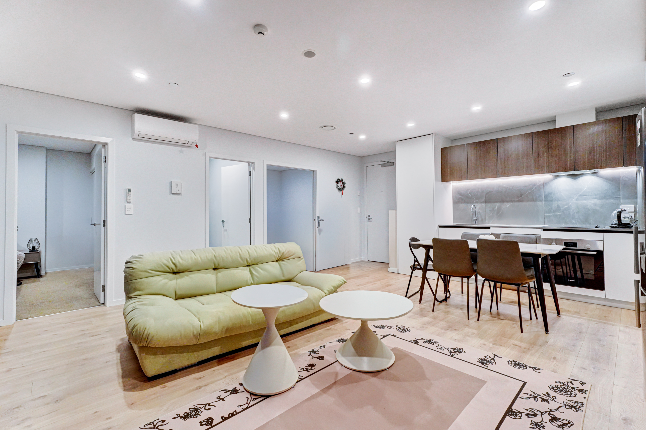 162243267__1757043513-61178-INTERIOR-6 Albany Central – Urgent Sale!