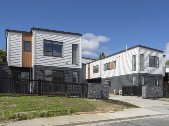 Last 4-Bedrms standardalone house Available!