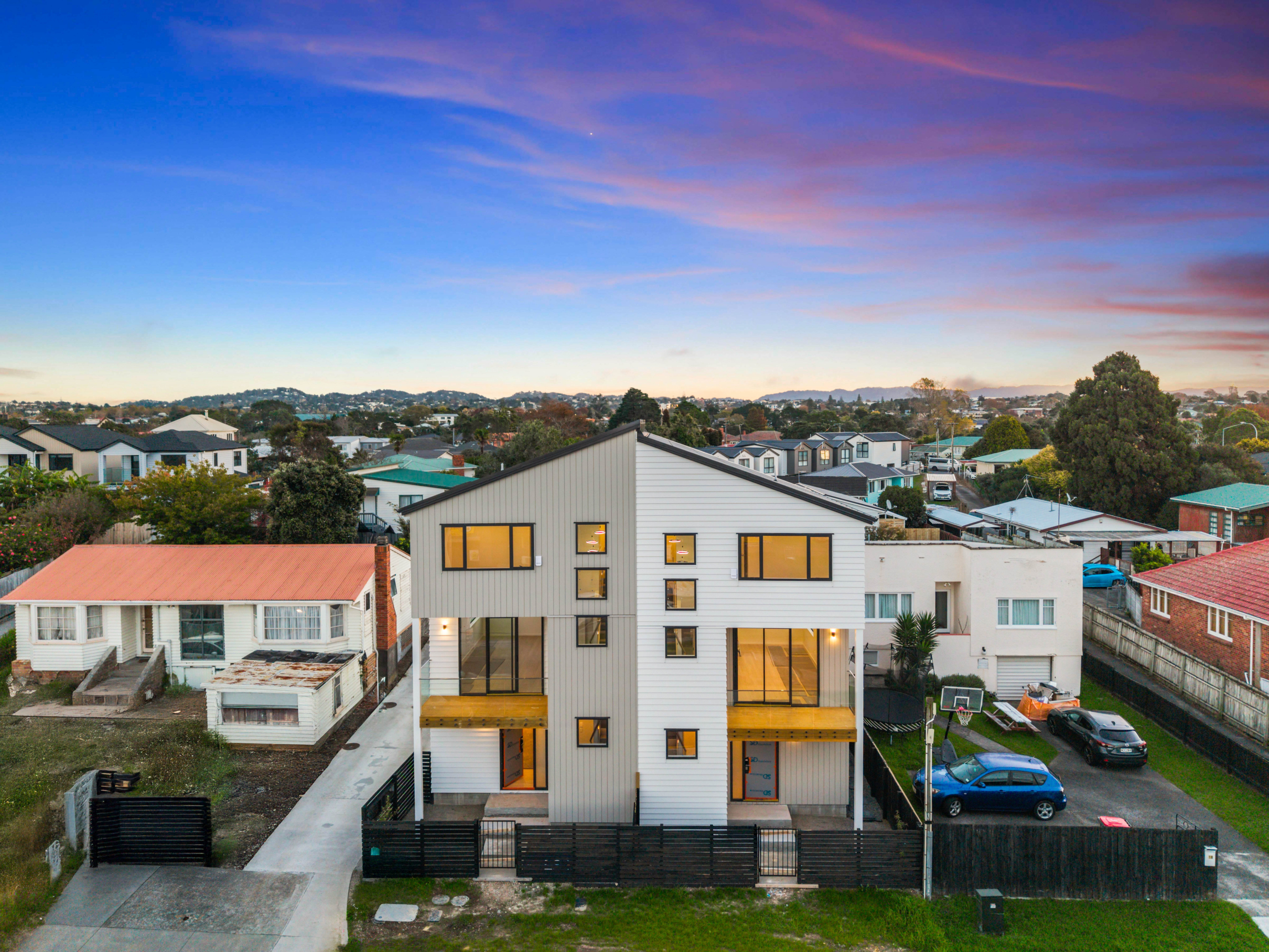default Spacious. Stylish. Effortlessly Livable