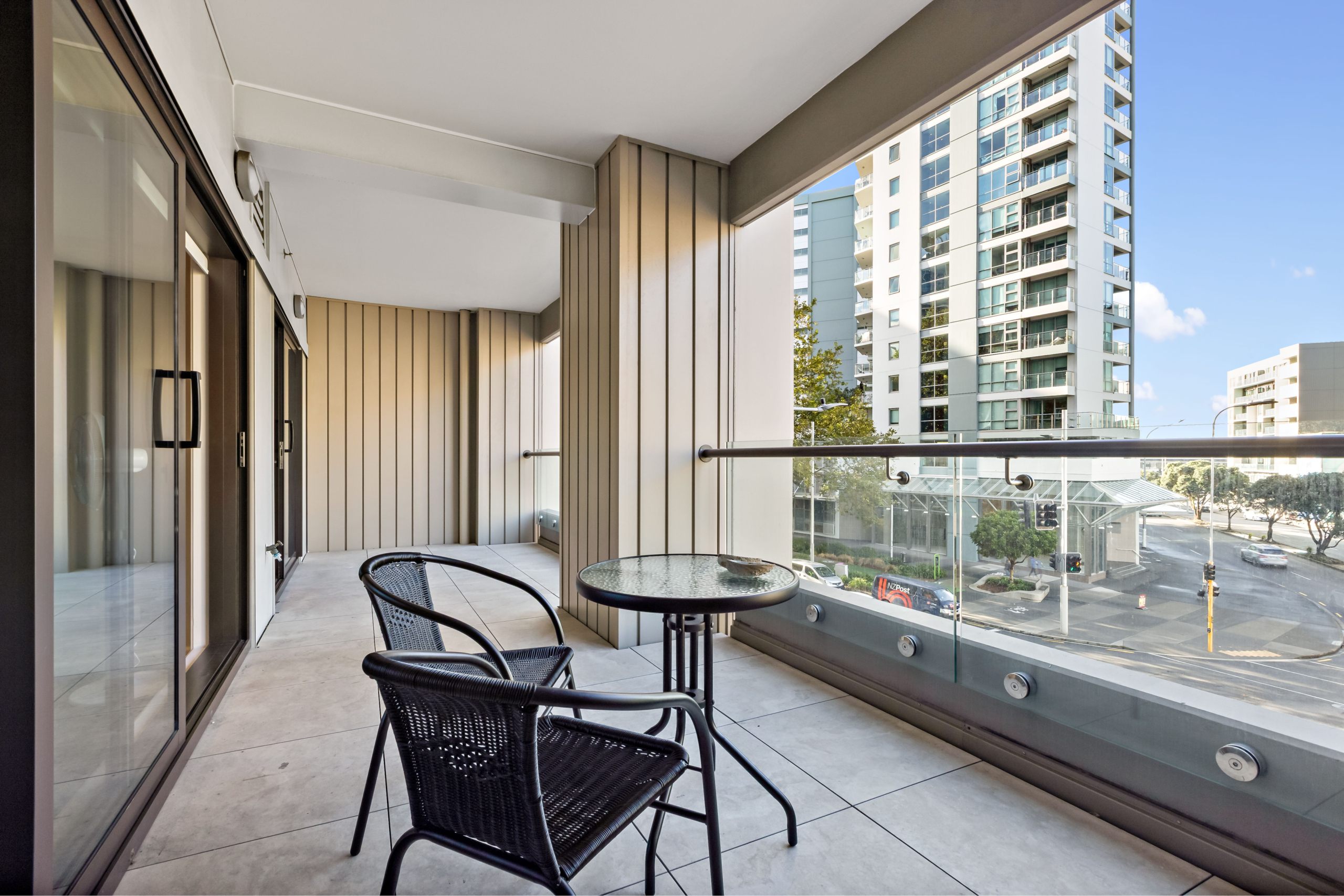165917531__1759280293-40337-012 Stylish Inner with Harbour Lifestyle