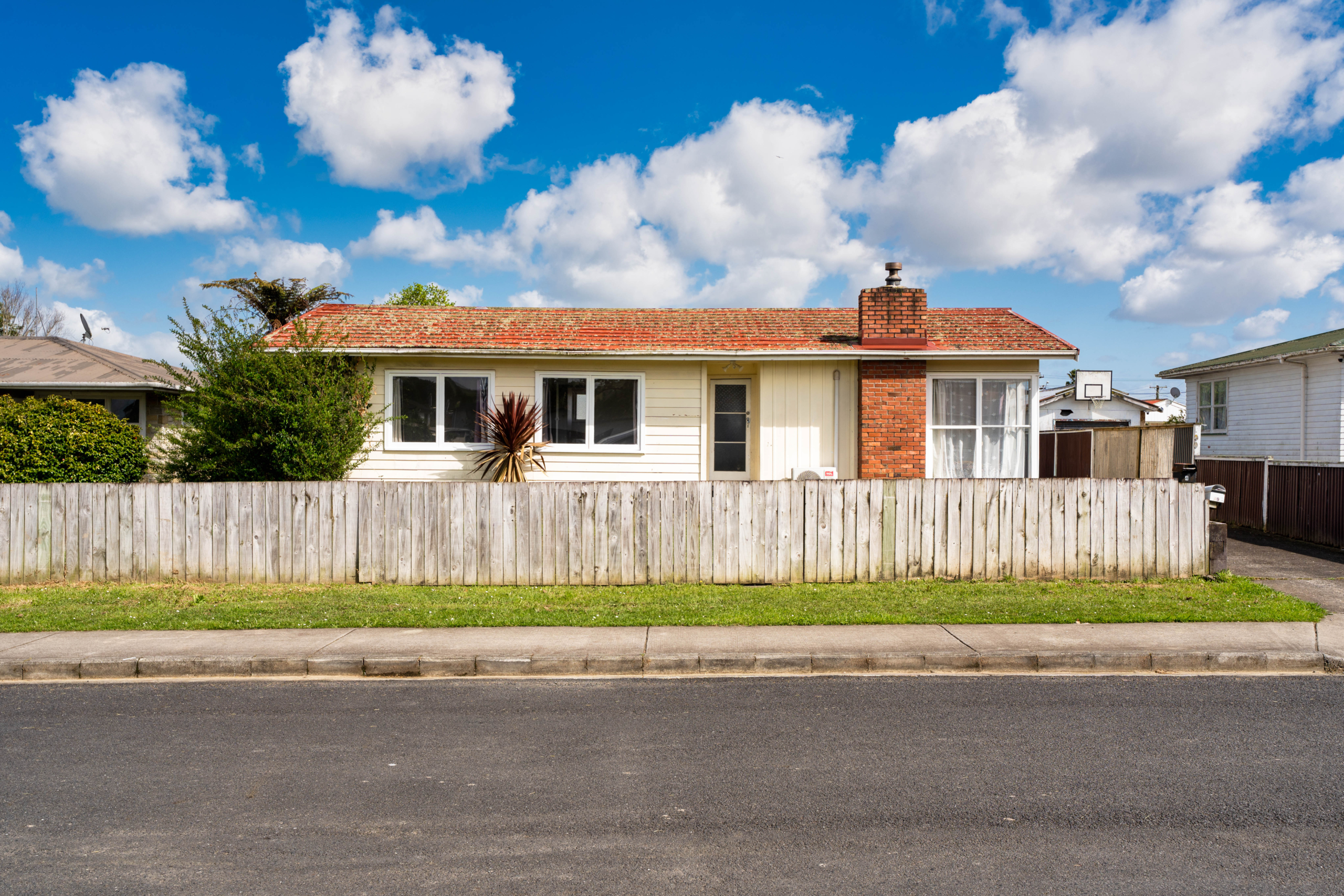 165989022__1759293495-75827-EXTERIOR-3 Why Rent When You Can Own?
