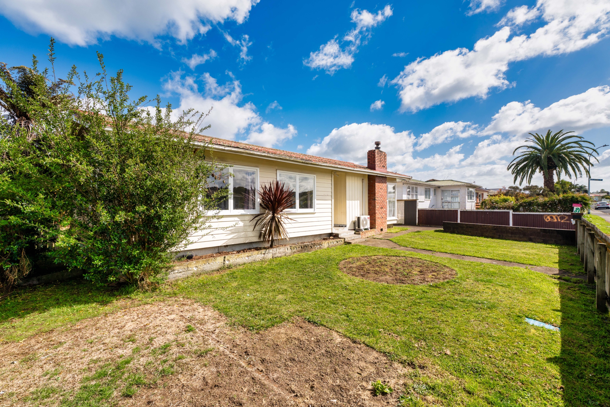 165989024__1759293497-76028-EXTERIOR-4 Why Rent When You Can Own?