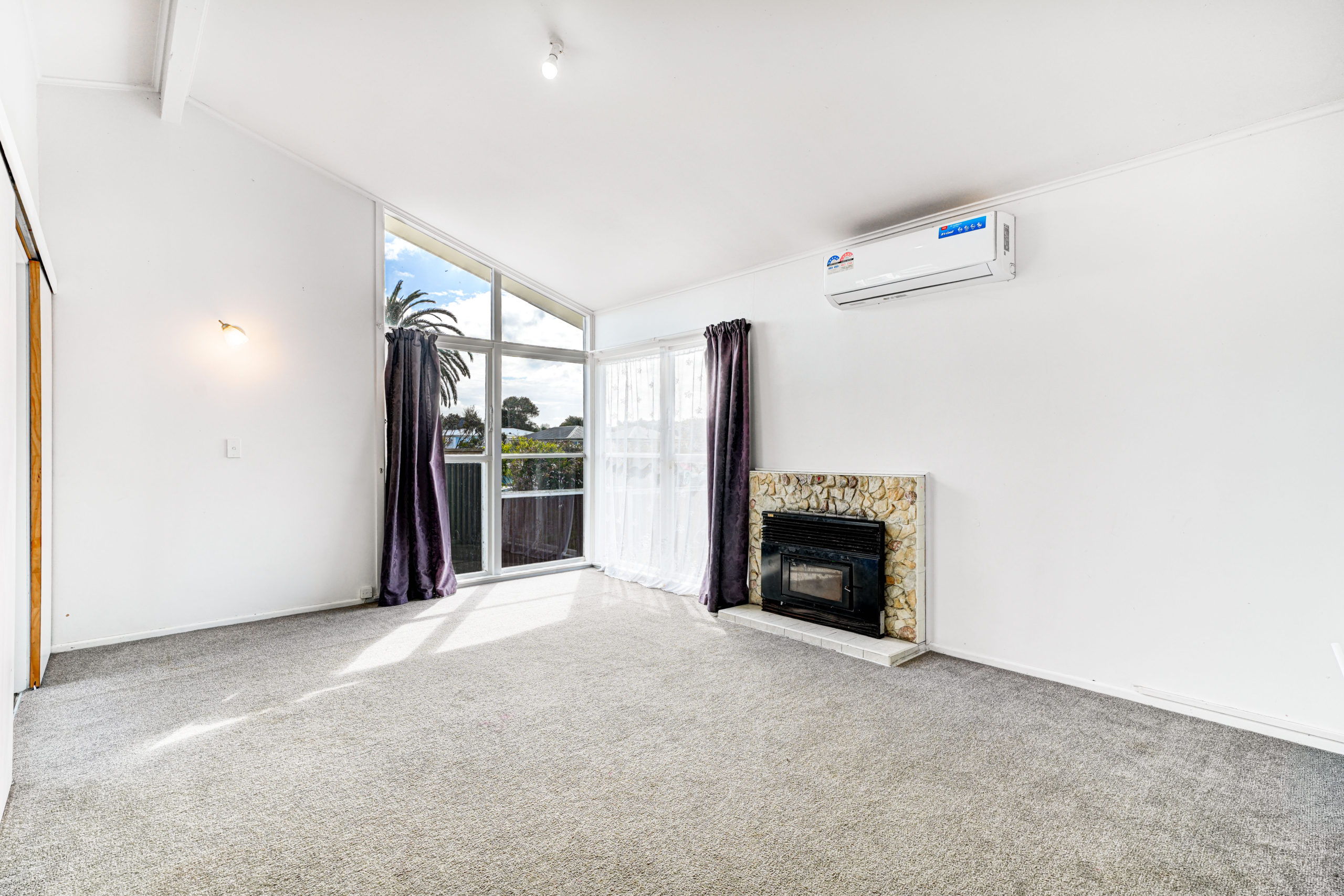 165989066__1759293506-89062-INTERIOR-1 Why Rent When You Can Own?