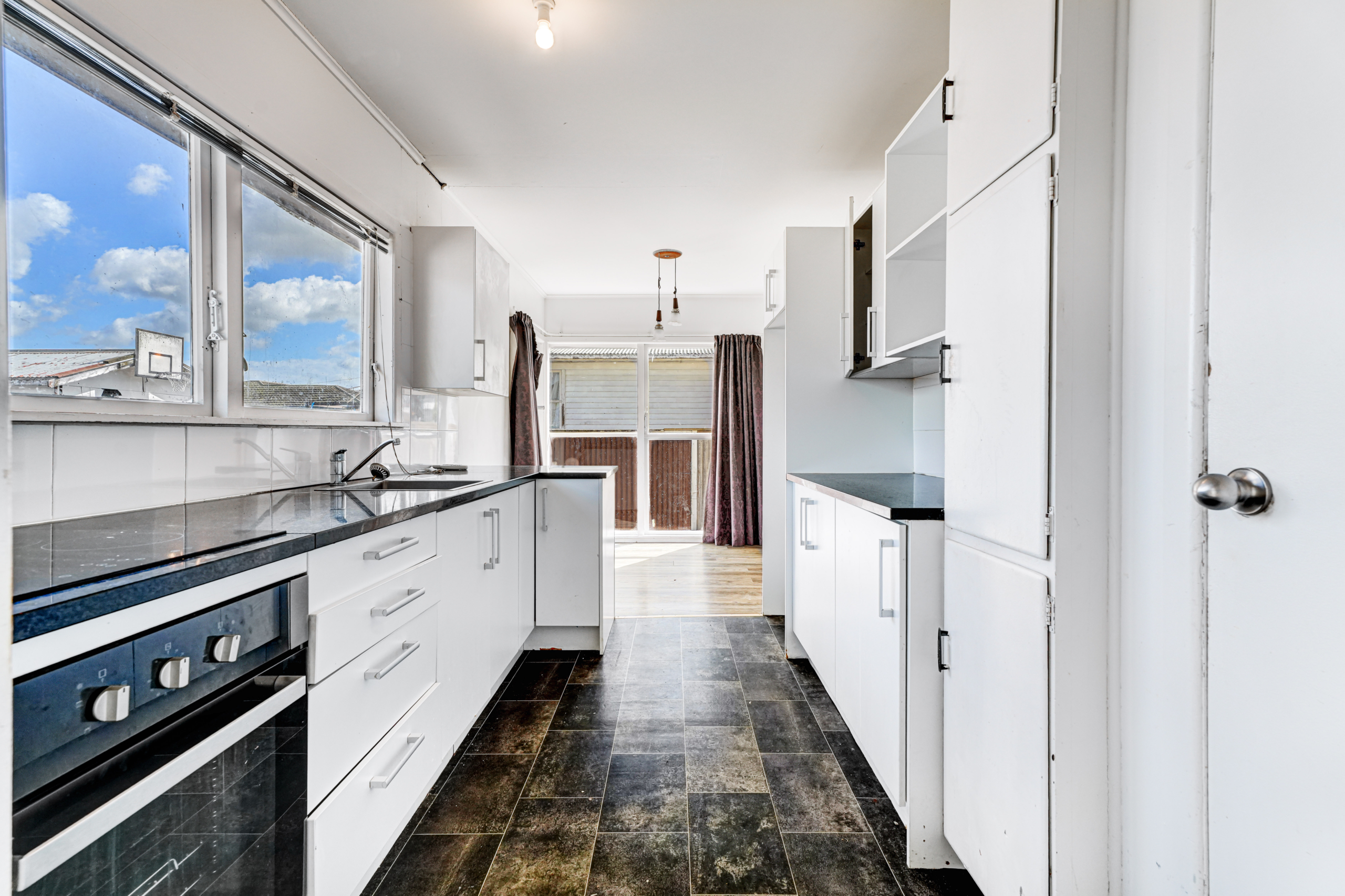 165989127__1759293513-89182-INTERIOR-4 Why Rent When You Can Own?