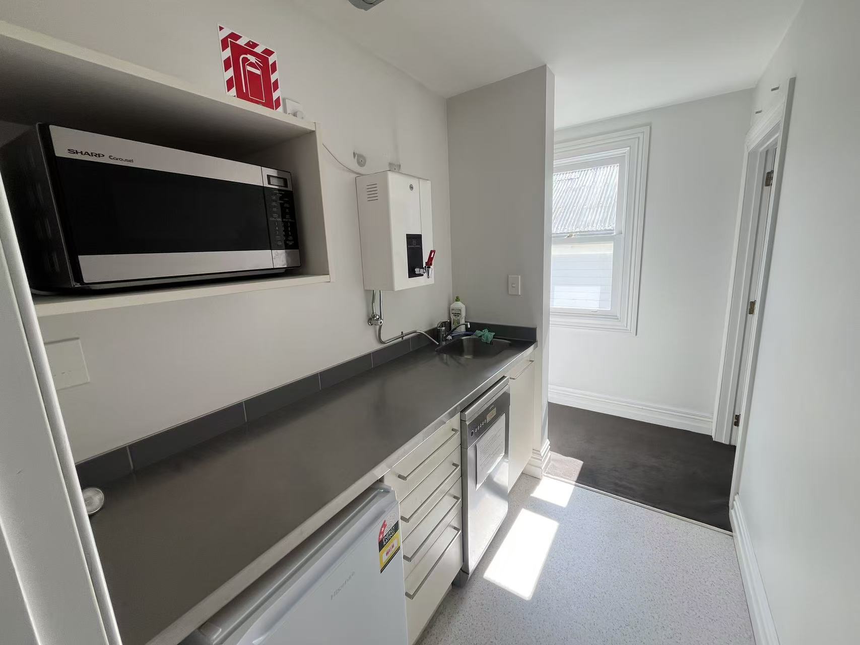 1757651377-3-5ea23bc8c9a72c5927f42d3e59c91a65 Affordable office in Central of Mt Eden
