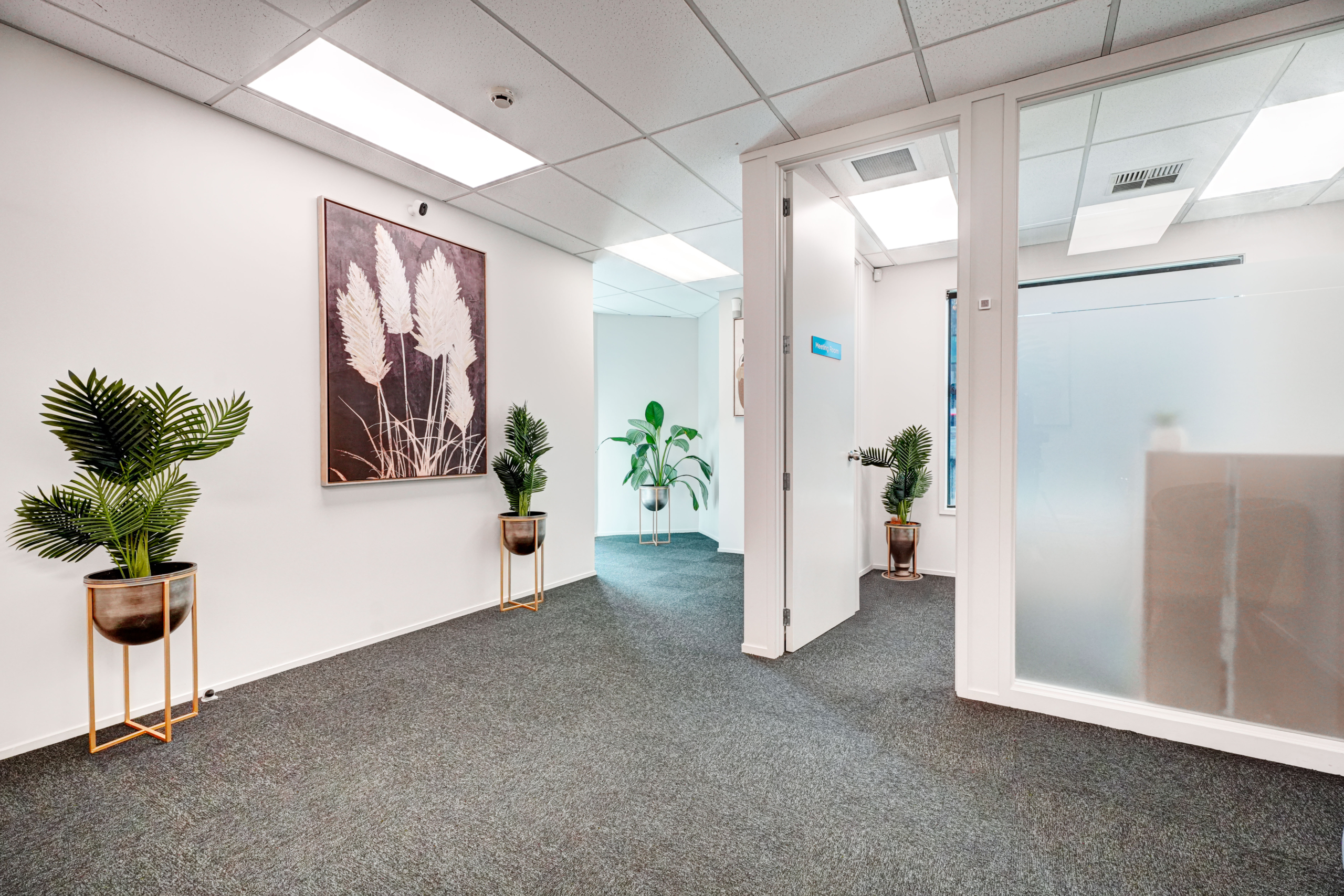 Modern Road Front Office Opposite Millennium