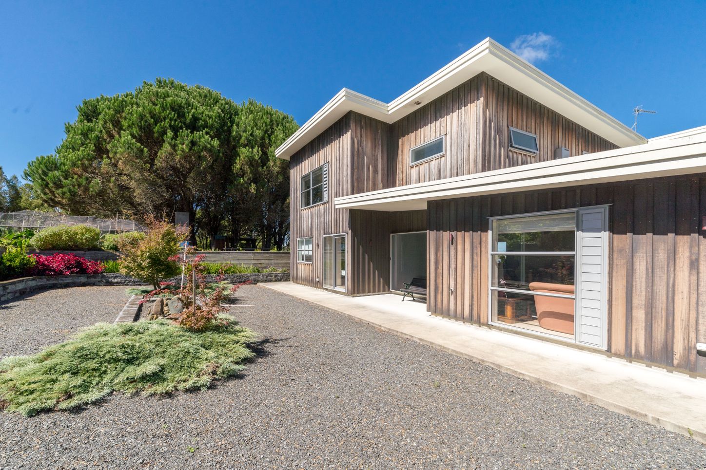 Luxury Lifestyle Estate with Private Bushwalk