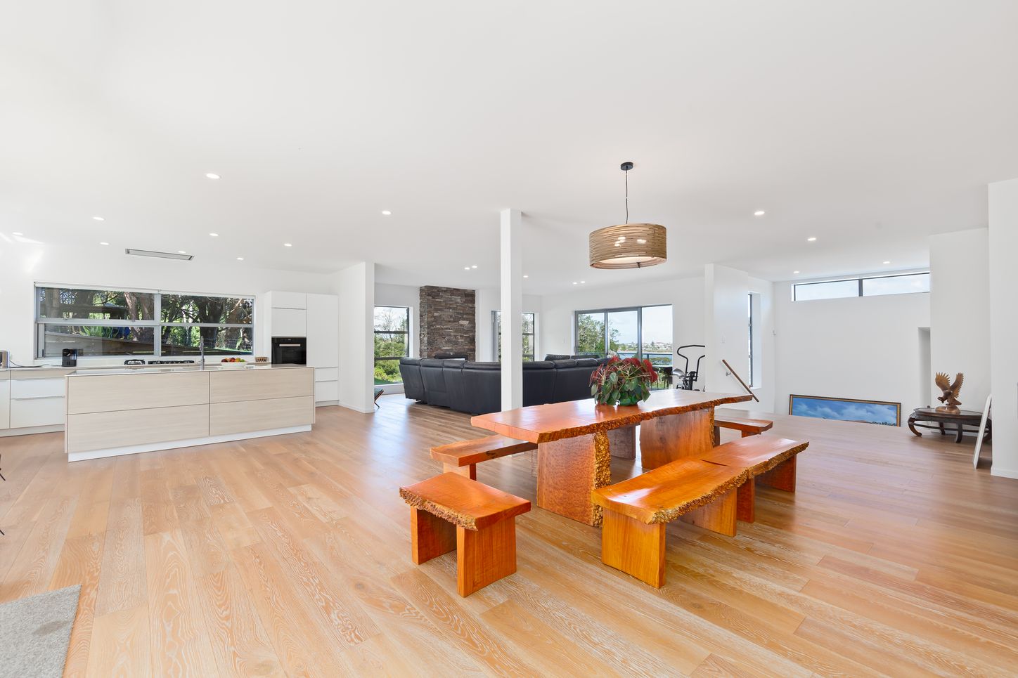 Luxury Lifestyle Estate with Private Bushwalk