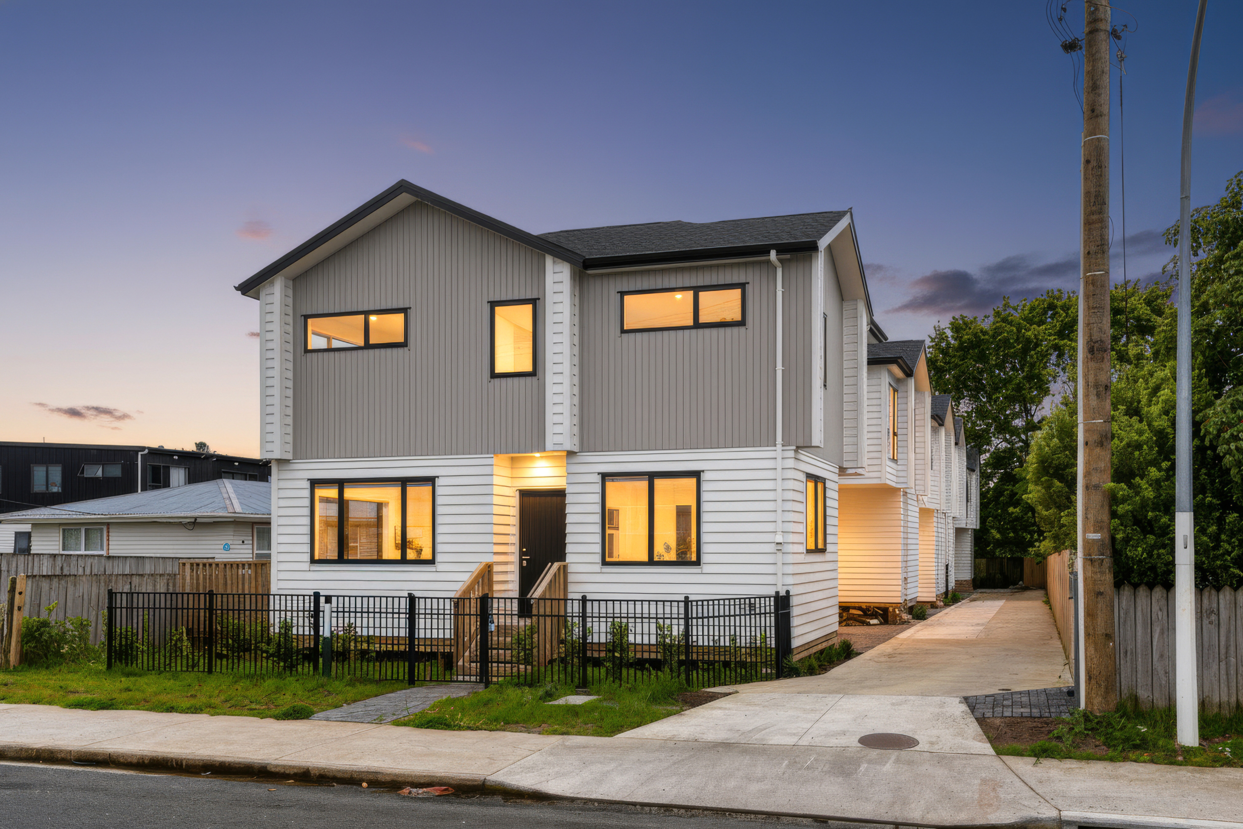 168759876__1760926977-74707-TWILIGHT-1 Brand New Freehold Homes in Central Henderson