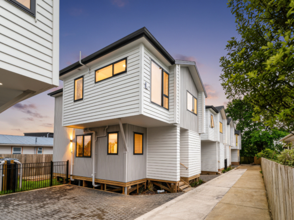 Terrace House Price But Get a Freestanding Home!