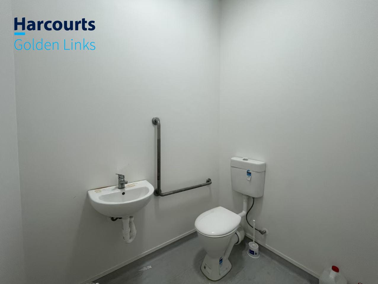 170483737__1761790904-170483737__1761786374-43067-10 LEASED!!