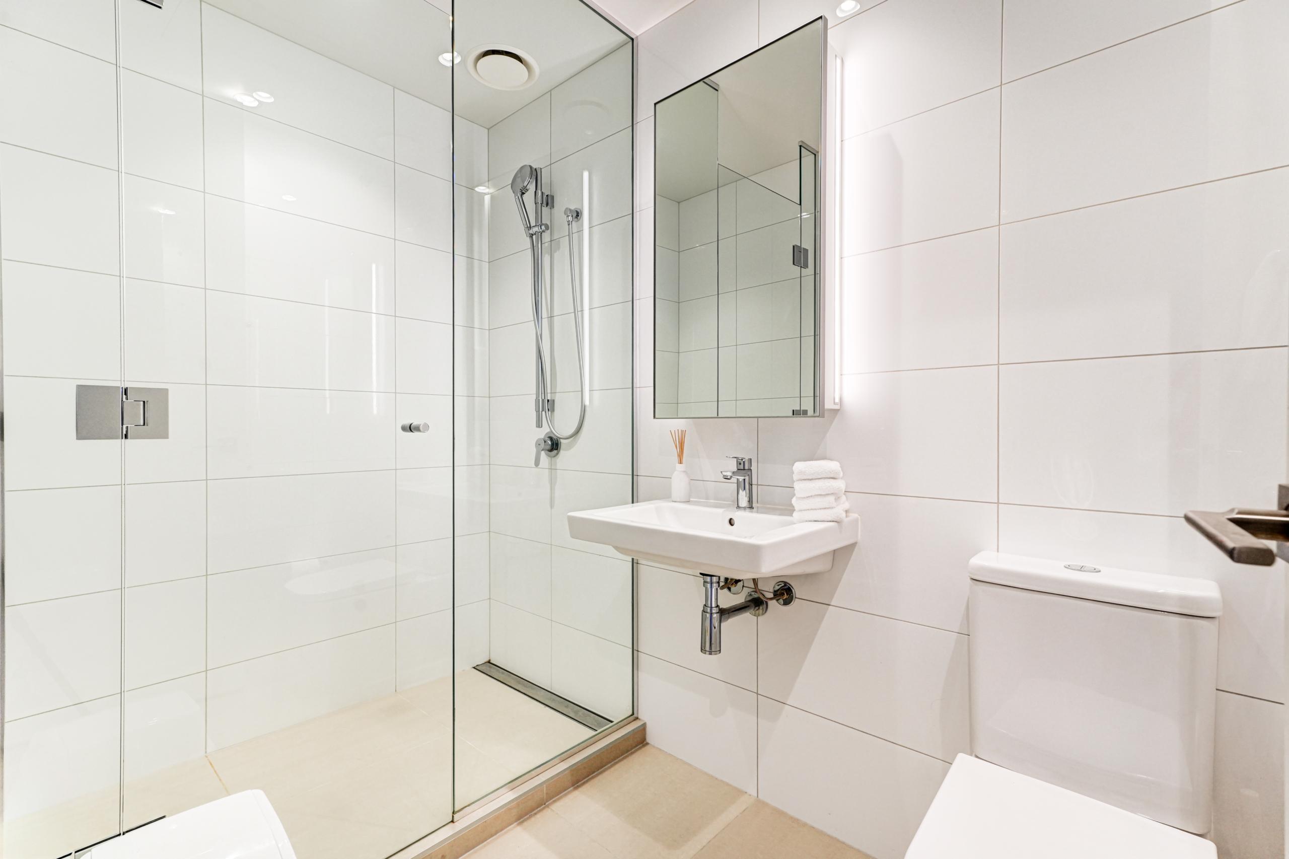 173212044__1762312727-78446-INTERIOR-2 DGZ Luxury Apartment with private rooftop garden