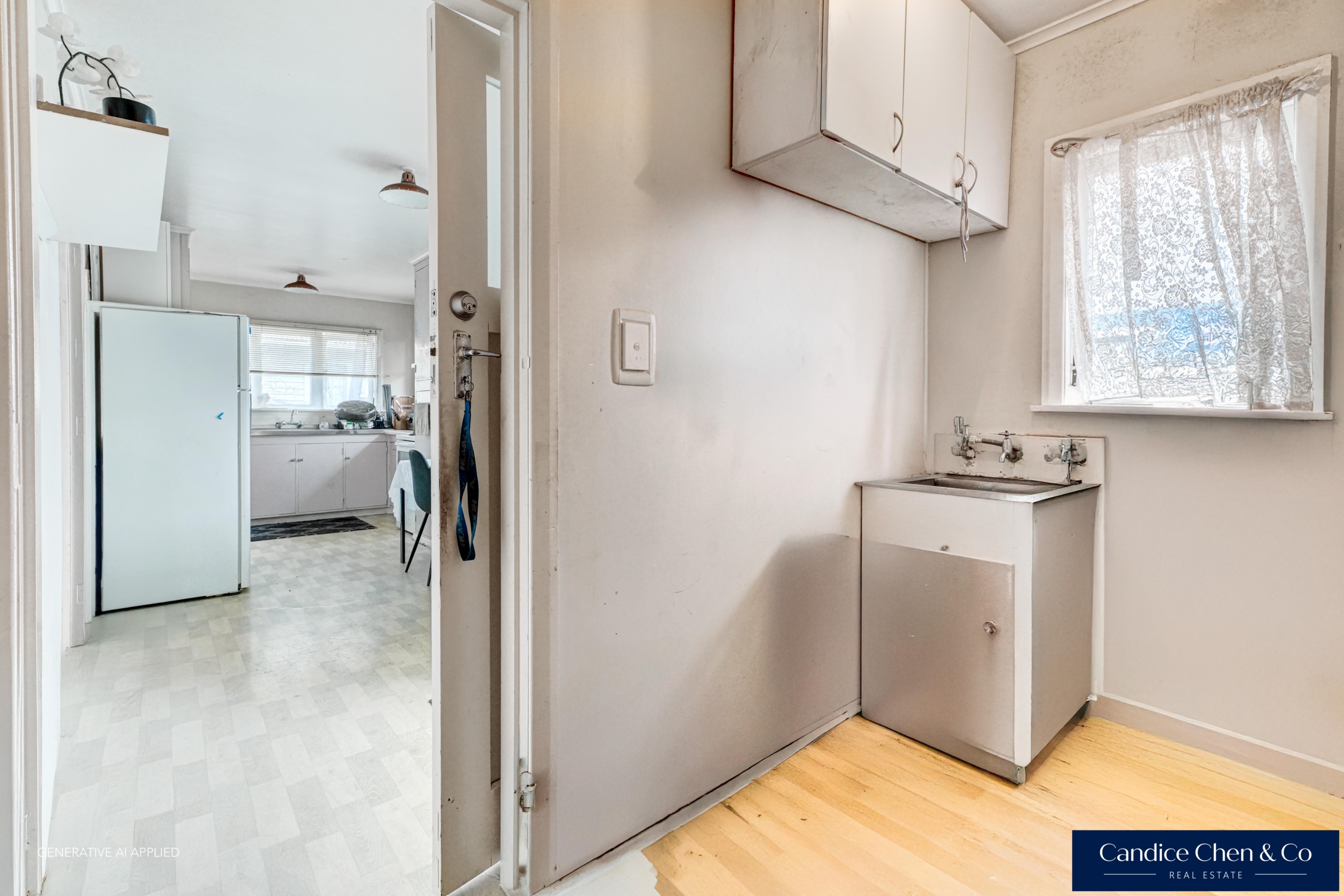 166644422__1765929852-166644422__1759725135-80295-INTERIOR-8 Solid Investment or Perfect First Home