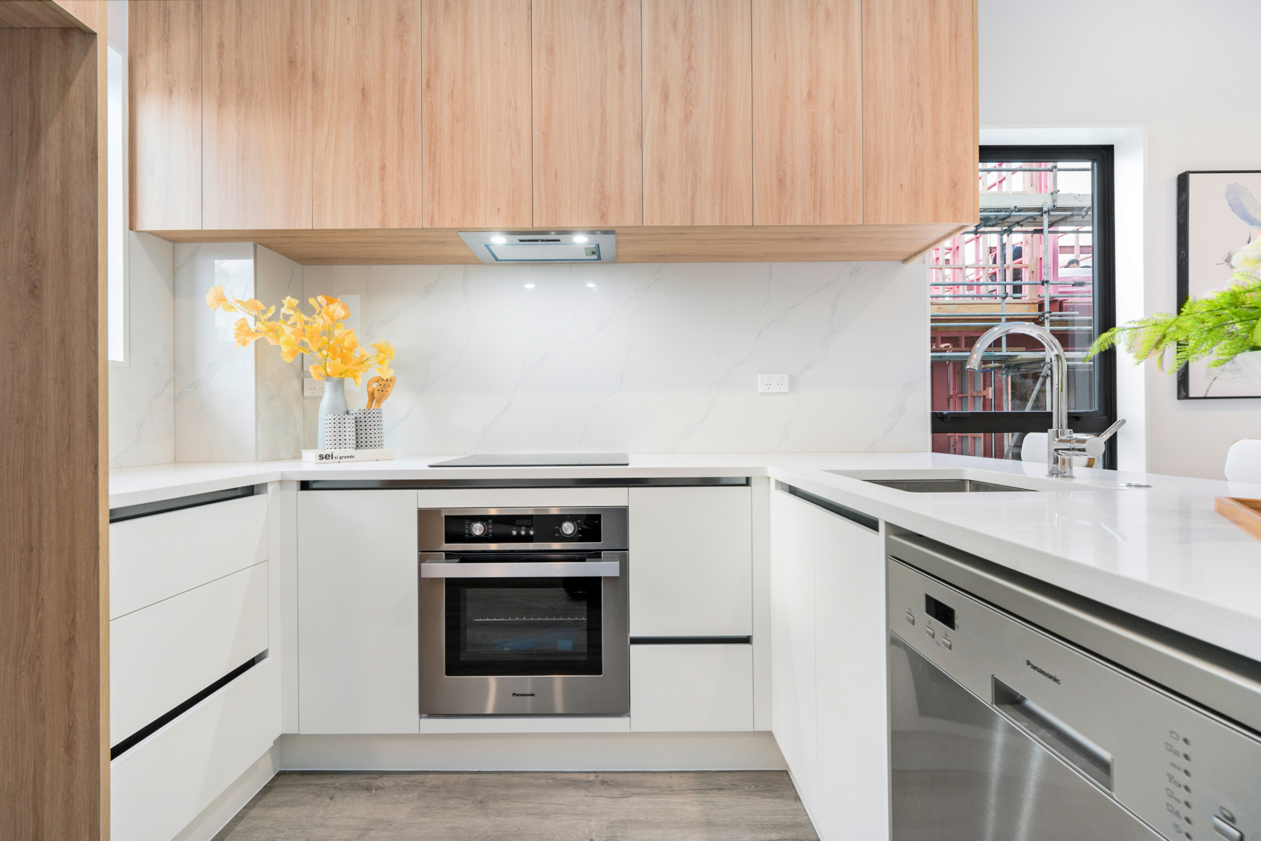 1724906094-6-Final-14 Welcome Home: Modern Elegance Awaits in Flat Bush