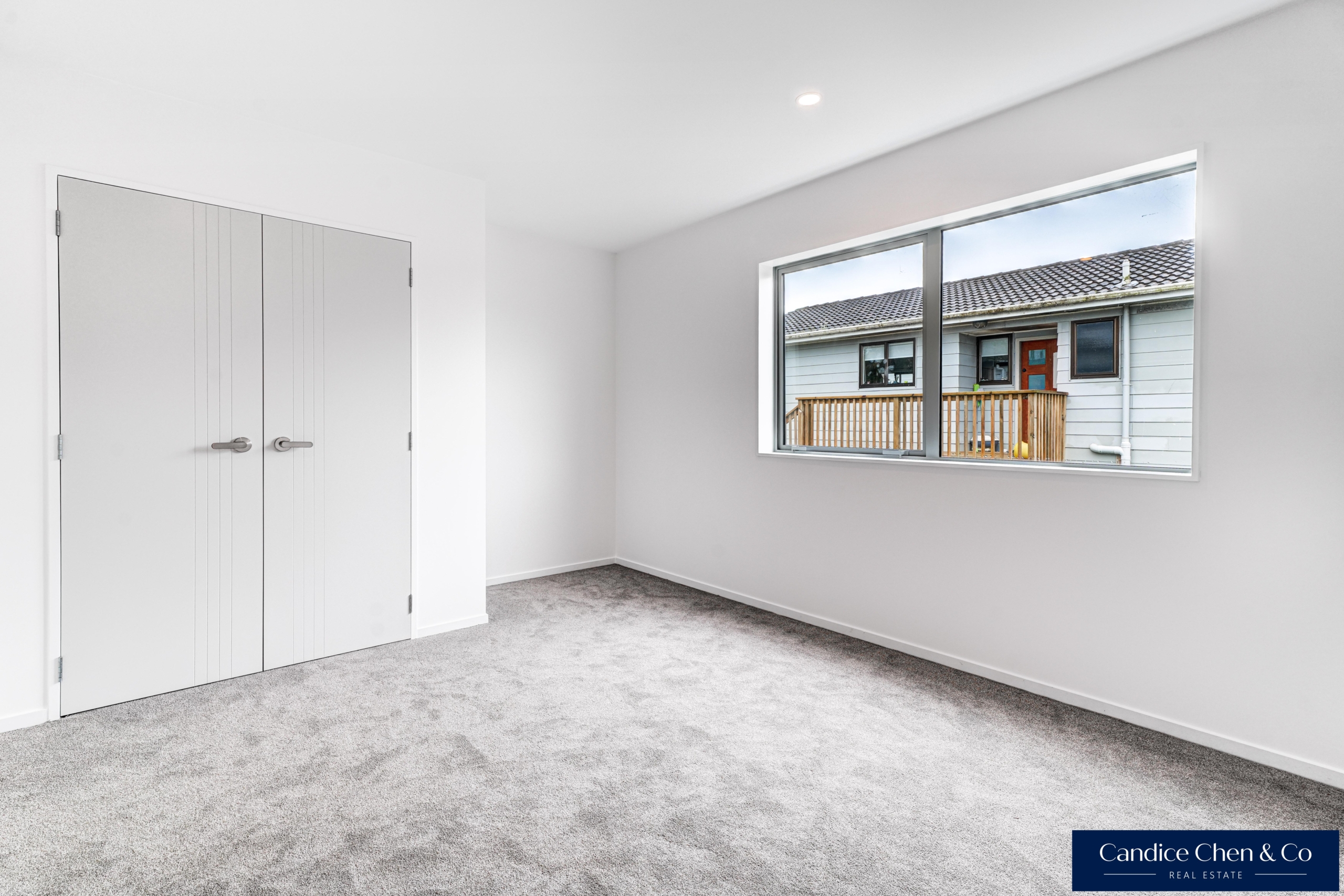 175947242__1763679776-1763612801-16-INTERIOR-7 Stylish, Low-Maintenance Living on Freehold Title
