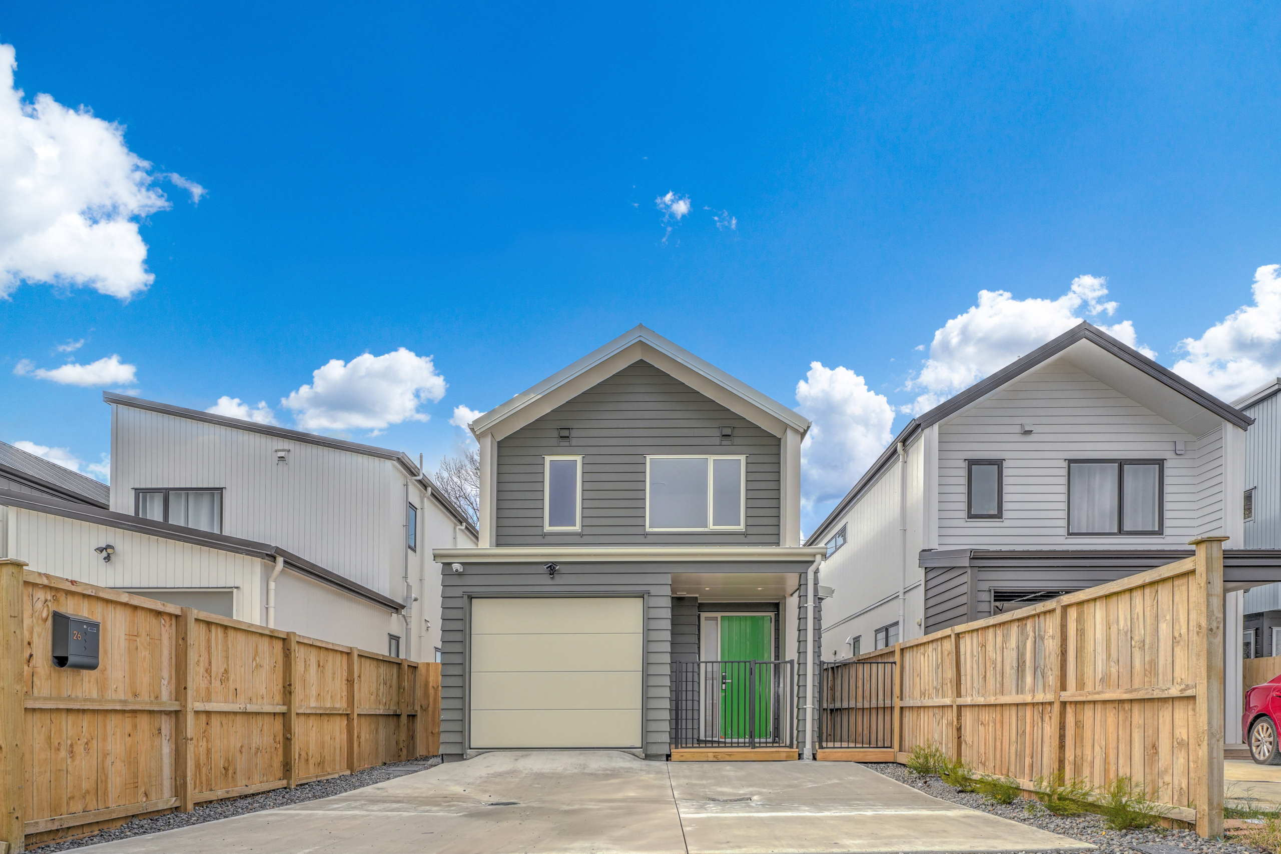 93393508__1717127198-70765-FINAL-40 Your charming home is here