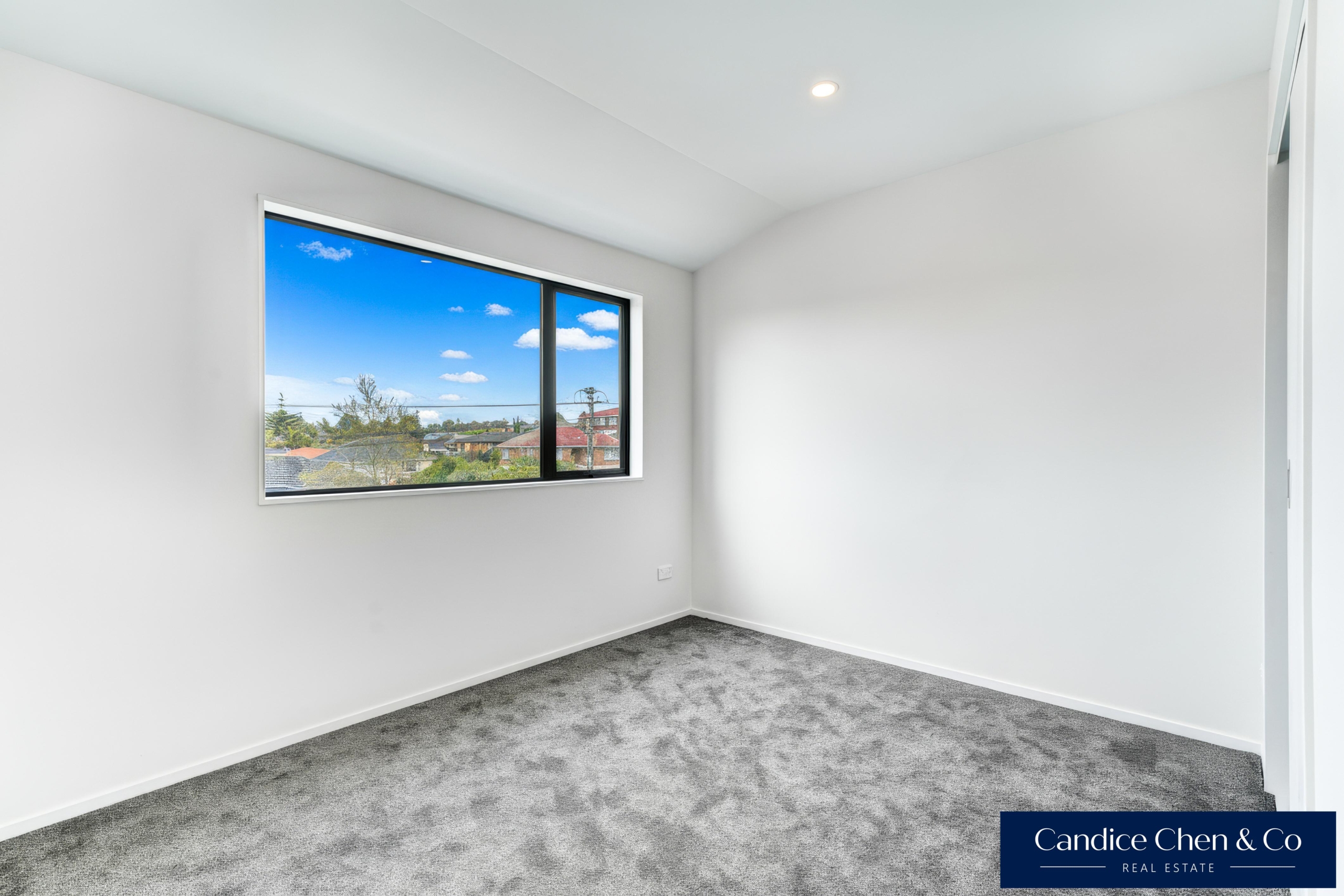 165916252__1770864372-165916252__1762208661-165916252__1759280126-39839-INTERIOR-6 Freehold 5-Bedroom Move in Before Christmas