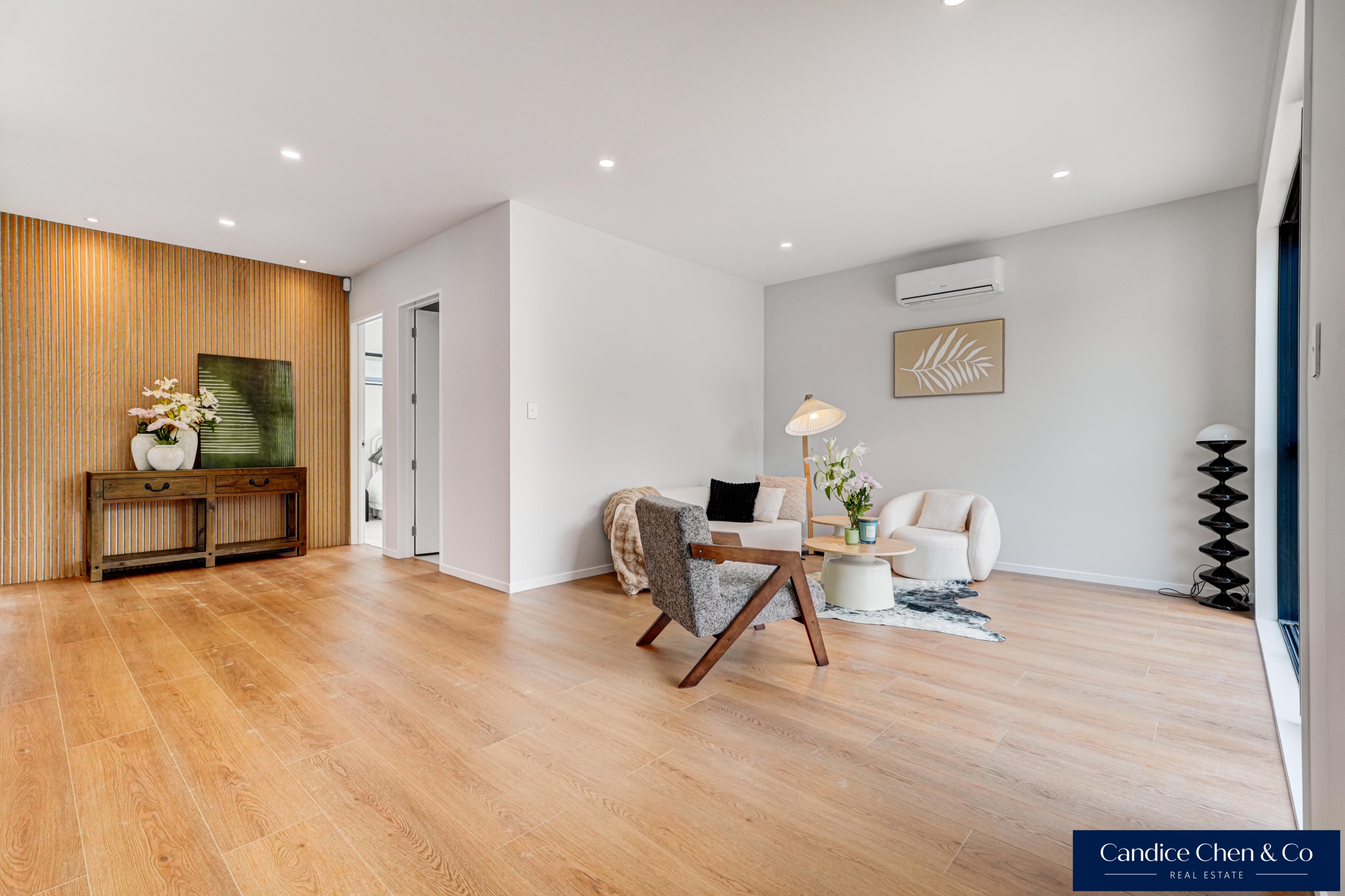 1769725340-5-1762728461-DUSK-12 Stand-Alone, Single-Level Home