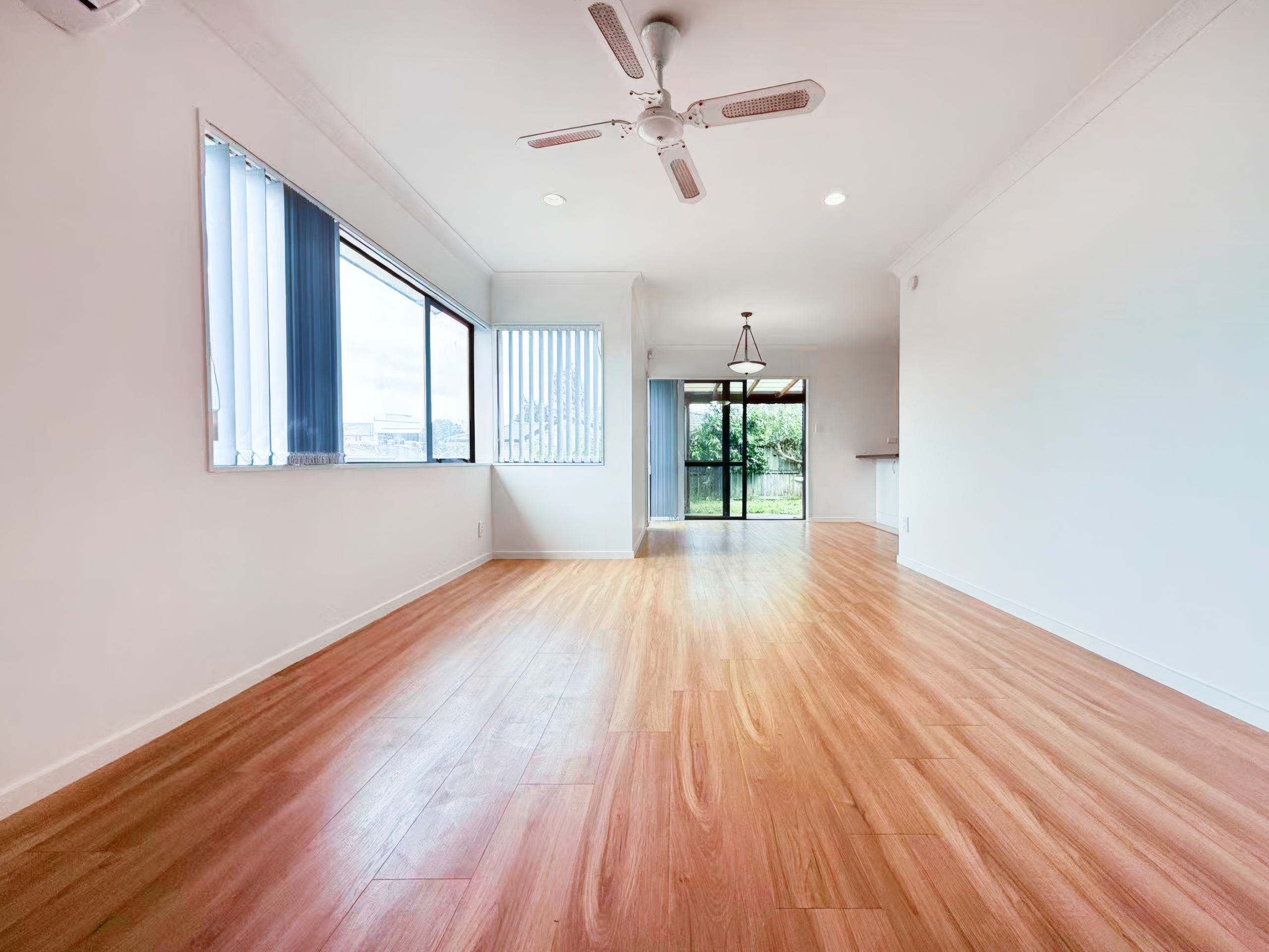 186369010__1770694064-80336-INTERIOR-1 Ideal for Investors- currently rented