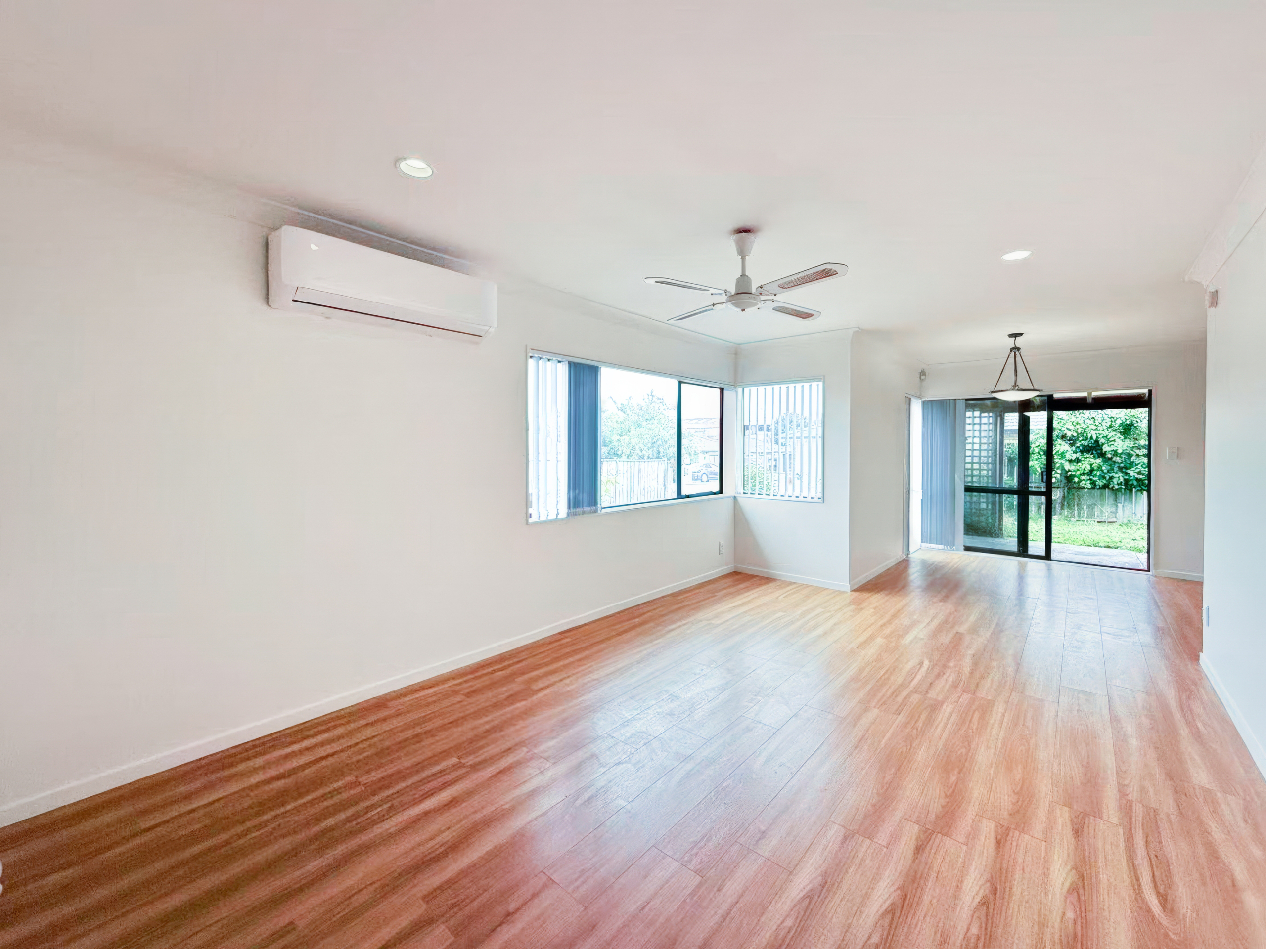 186369019__1770694073-80337-INTERIOR-4 Ideal for Investors- currently rented