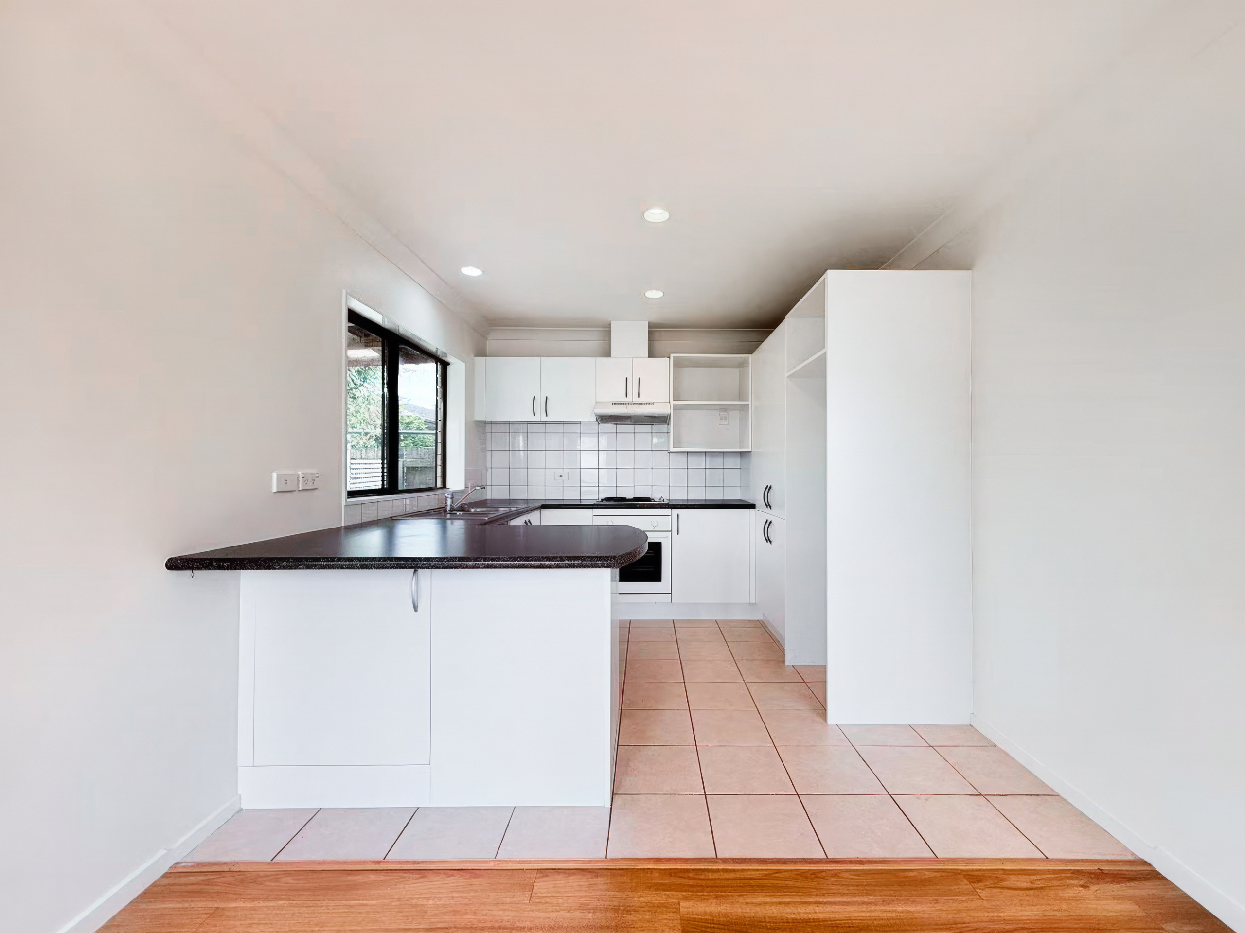 186369029__1770694081-67155-INTERIOR-8 Ideal for Investors- currently rented