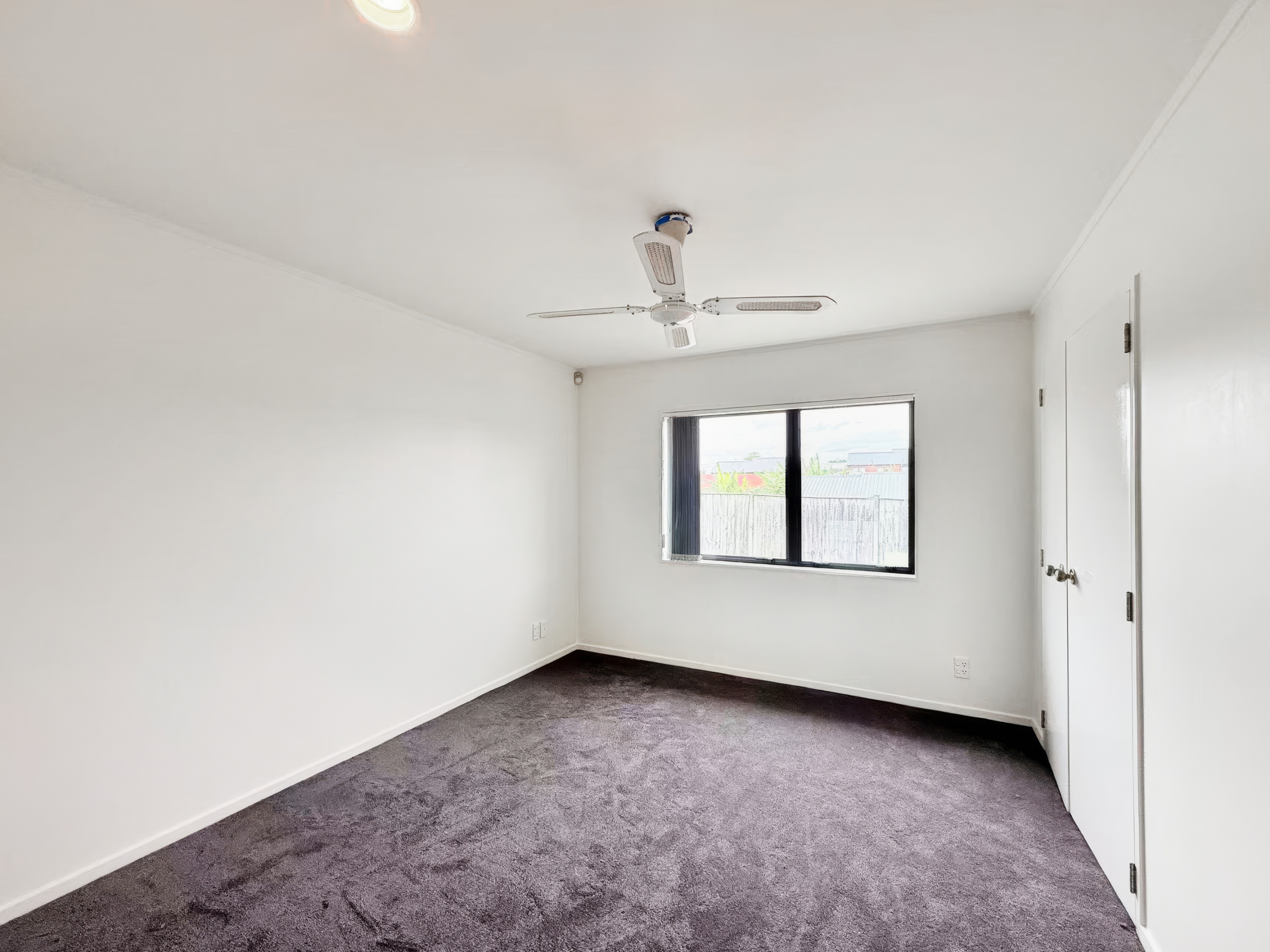 186369034__1770694088-67332-INTERIOR-11 Ideal for Investors- currently rented