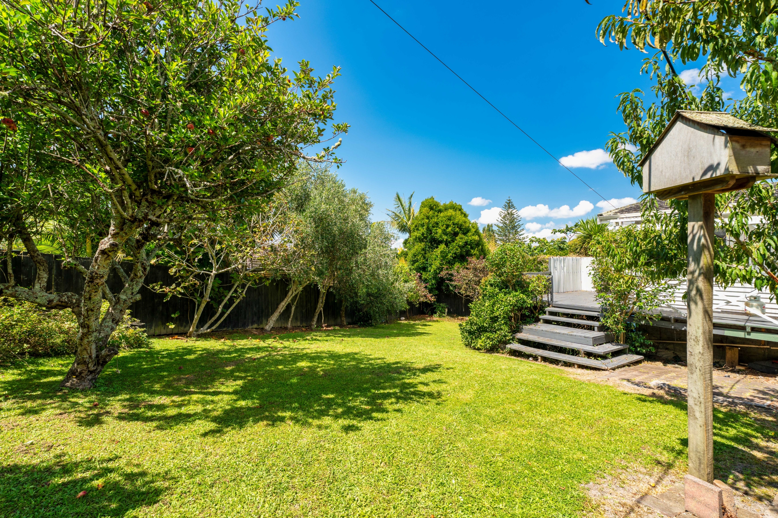 187683146__1771379200-50800-EXTERIOR-2 Sunsets, Space & Seclusion