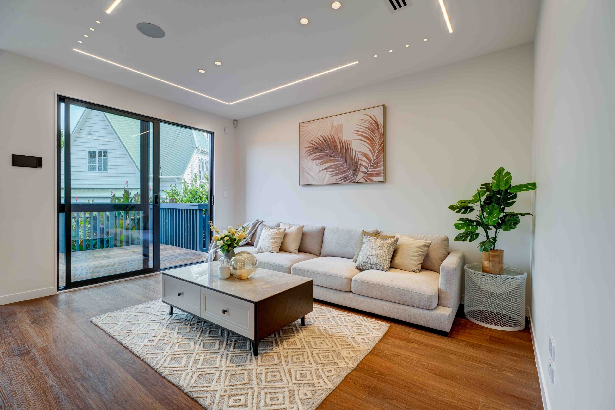 Milford Quality 4-Bedroom Townhouses Must Be Sold