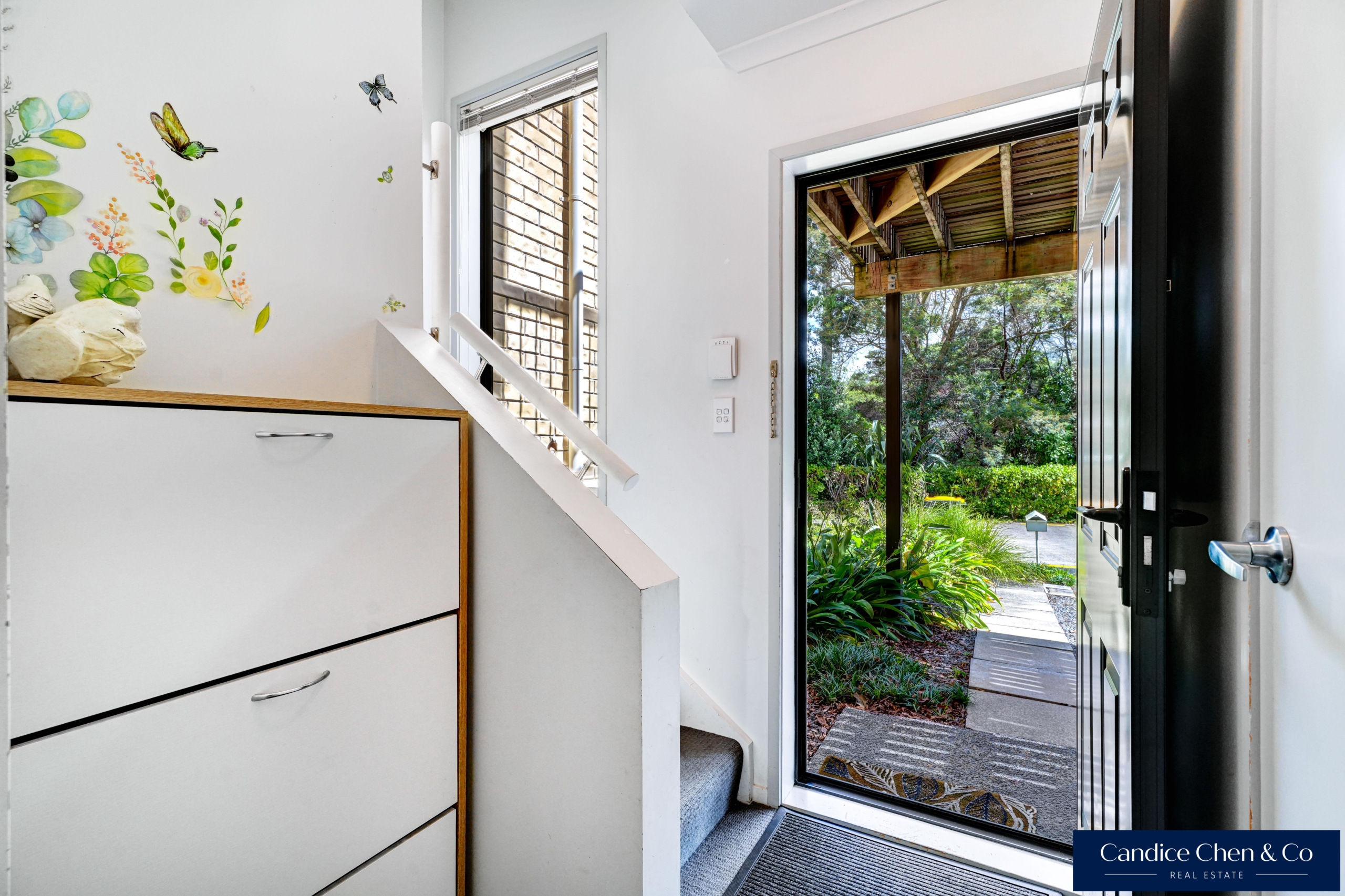 Sunny Deck, Bush Views & Rare Privacy